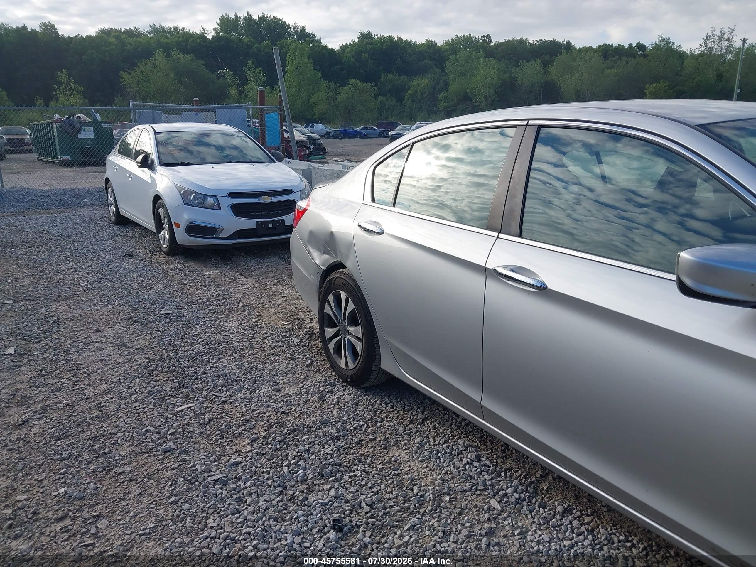 2015 Honda Accord Lx Silver vin: 1HGCR2F35FA029398