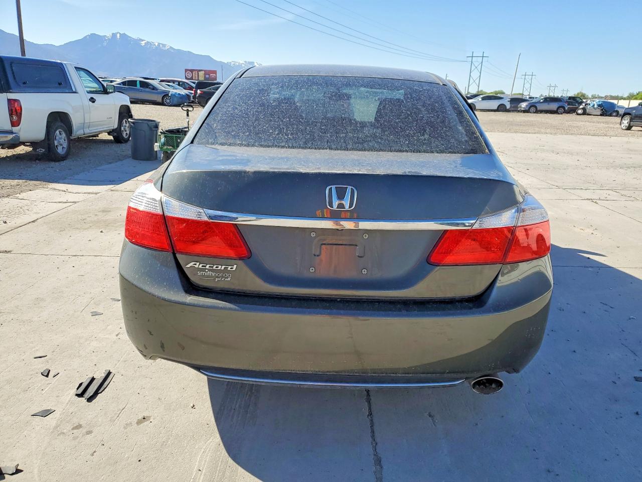 2015 Honda Accord Lx Gray vin: 1HGCR2F35FA053524