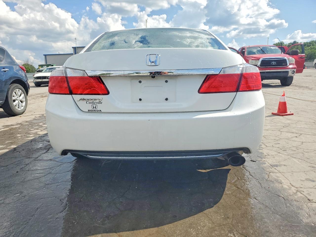 2015 Honda Accord Lx White vin: 1HGCR2F35FA123149