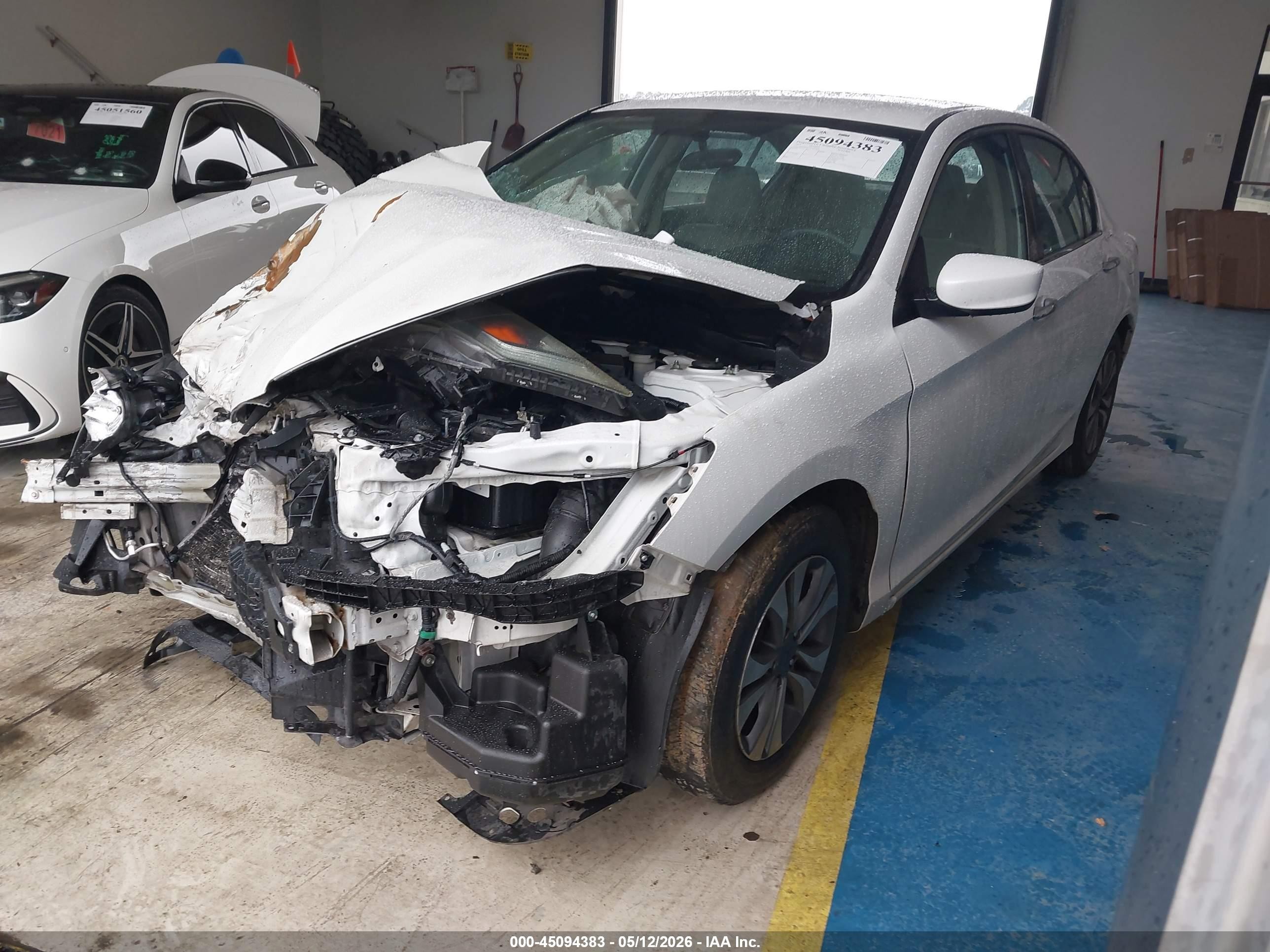 2015 Honda Accord Lx White vin: 1HGCR2F35FA123880