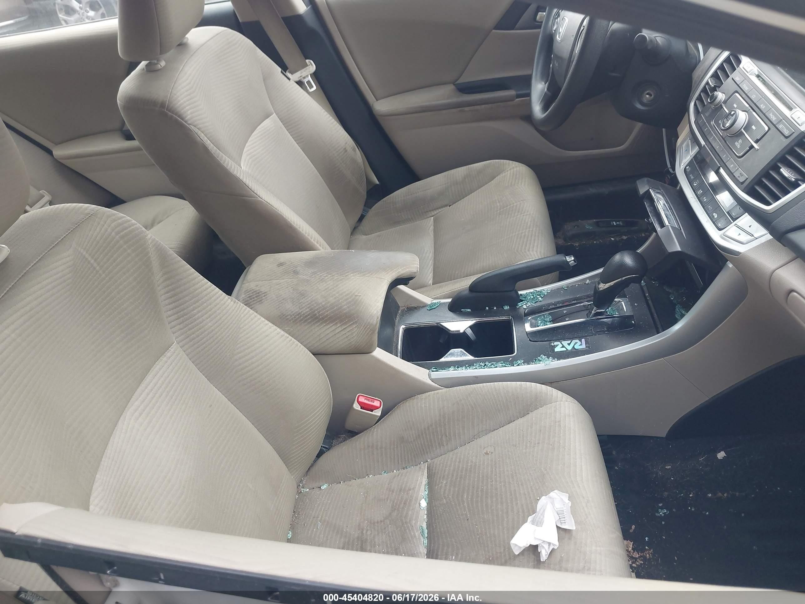 2015 Honda Accord Lx White vin: 1HGCR2F35FA143501
