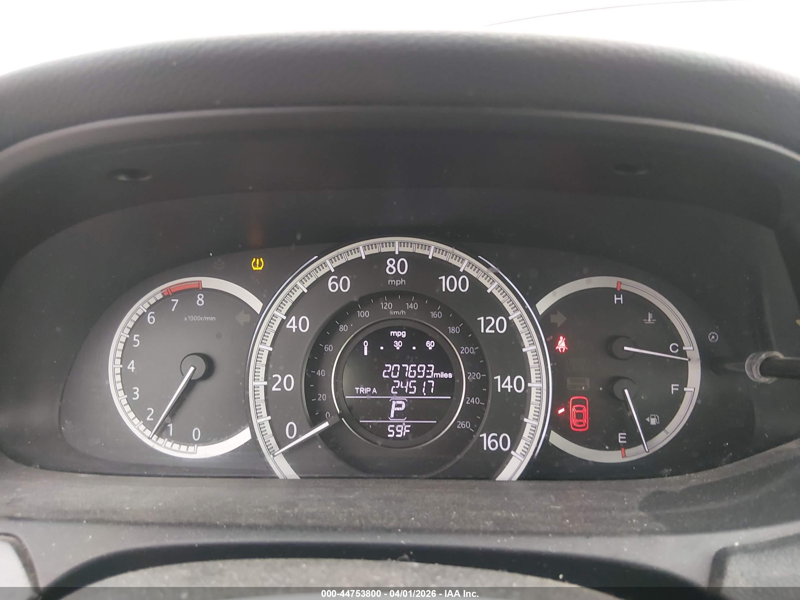 2015 Honda Accord Lx Red vin: 1HGCR2F35FA153073