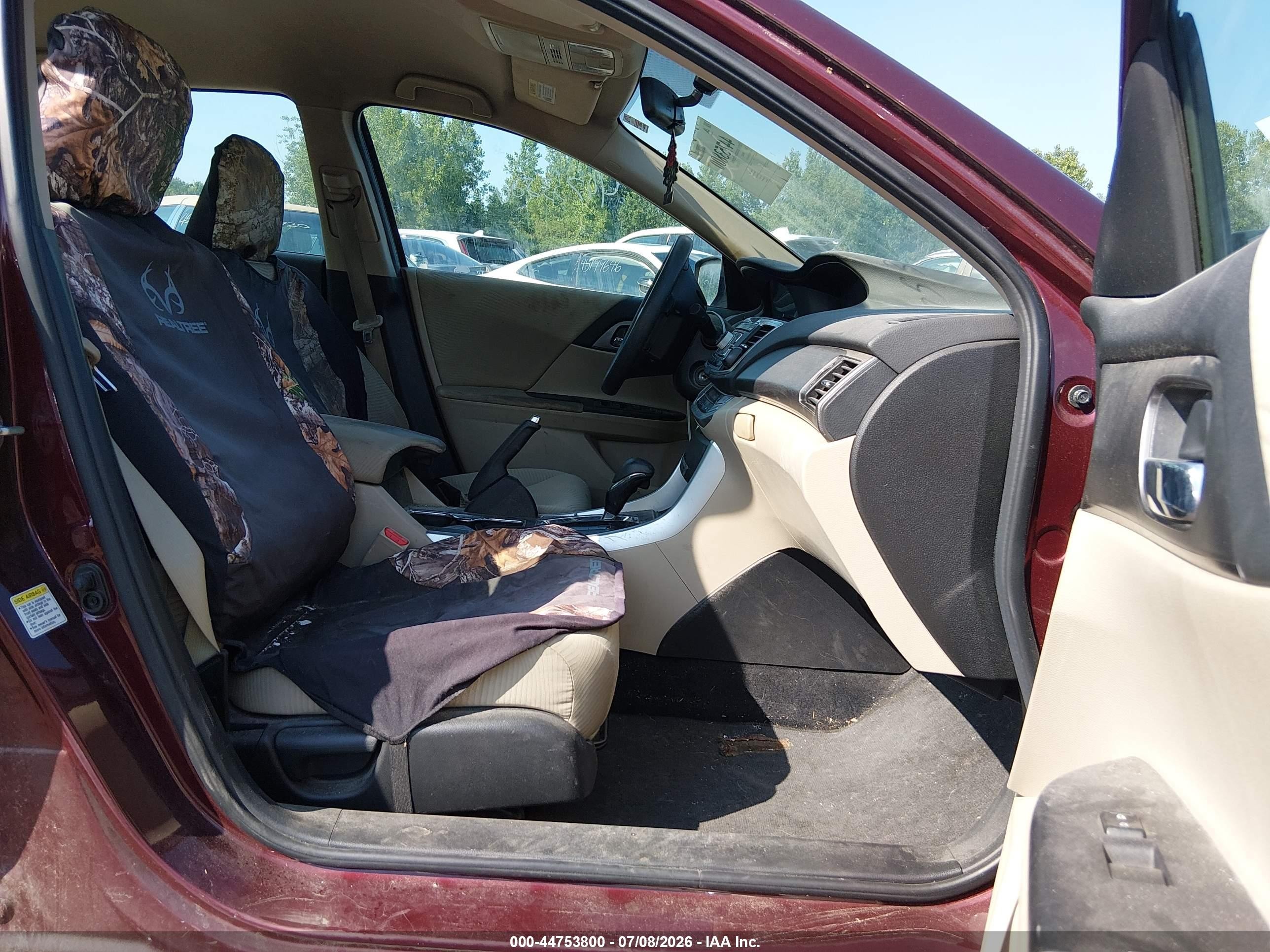 2015 Honda Accord Lx Red vin: 1HGCR2F35FA153073
