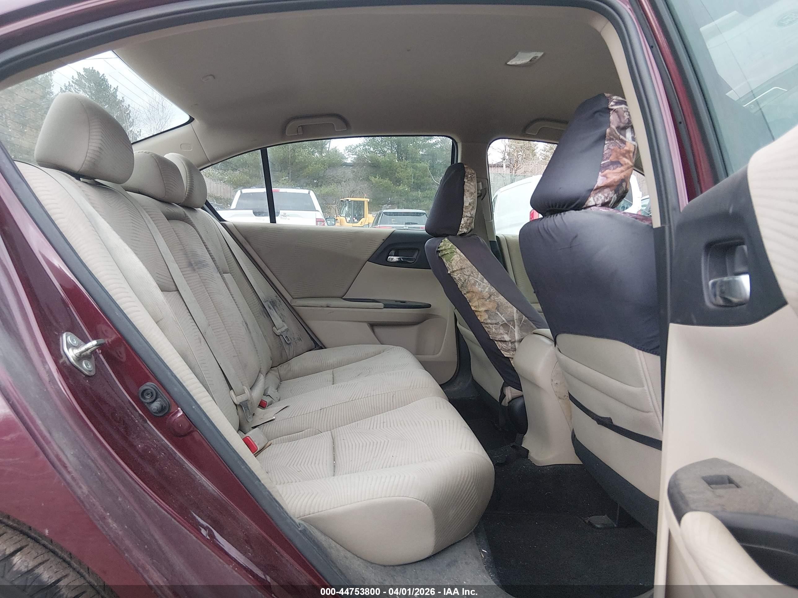 2015 Honda Accord Lx Red vin: 1HGCR2F35FA153073