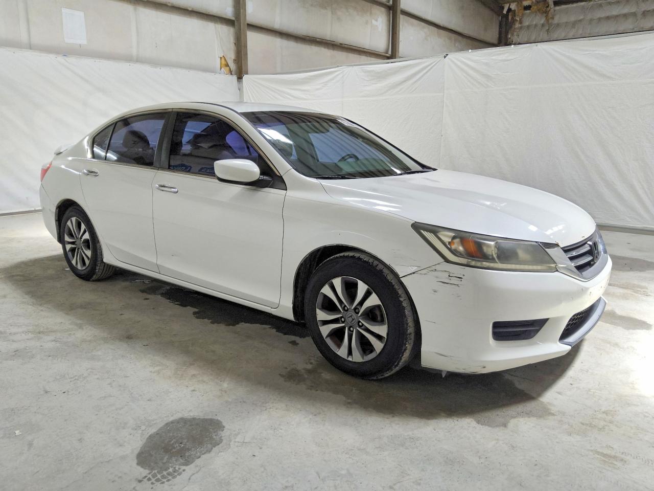 2015 Honda Accord Lx White vin: 1HGCR2F35FA182105