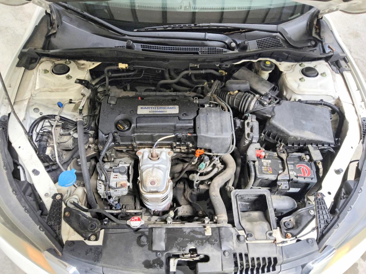 2015 Honda Accord Lx White vin: 1HGCR2F35FA182105