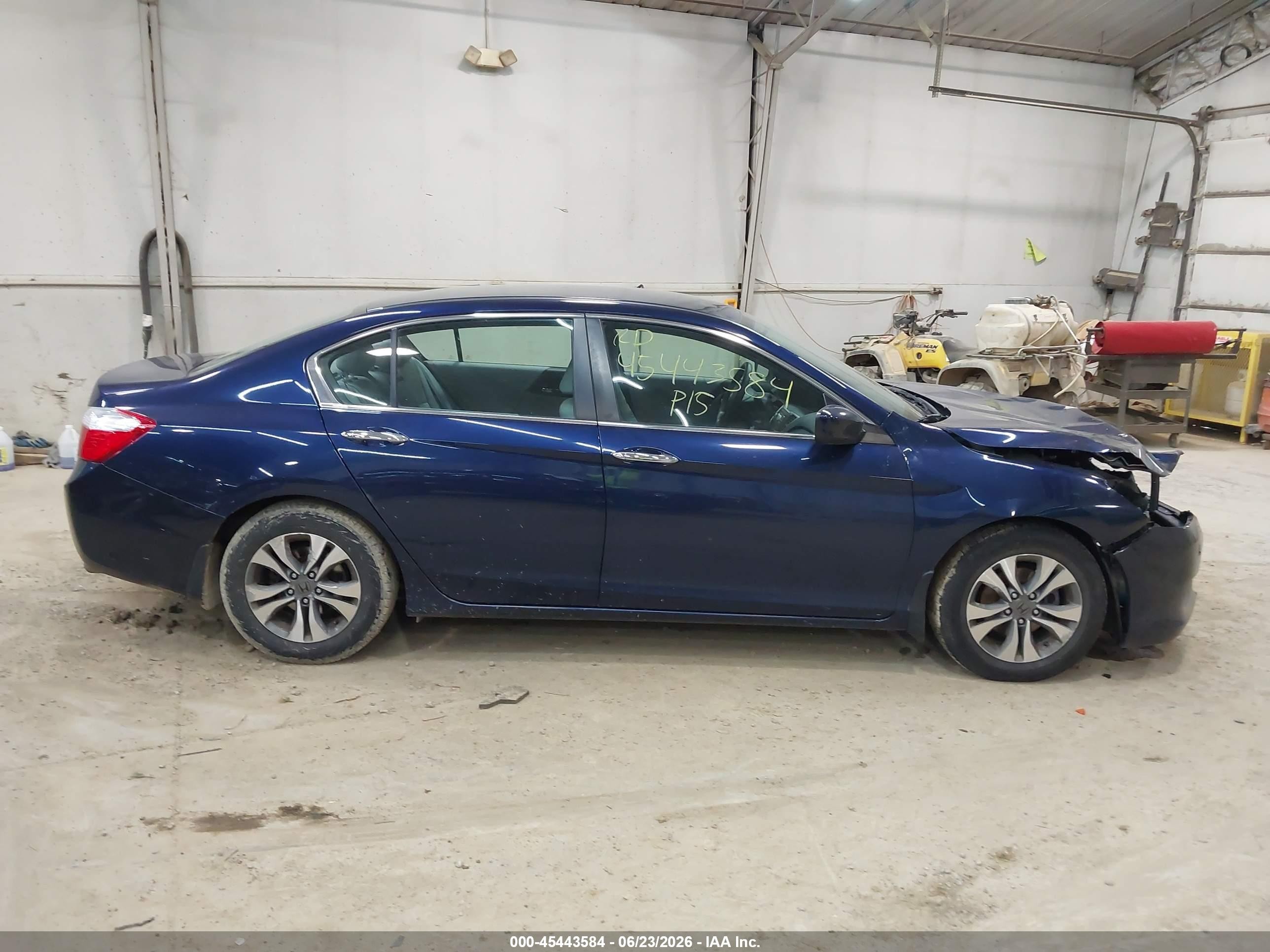 2015 Honda Accord Lx Blue vin: 1HGCR2F35FA203809