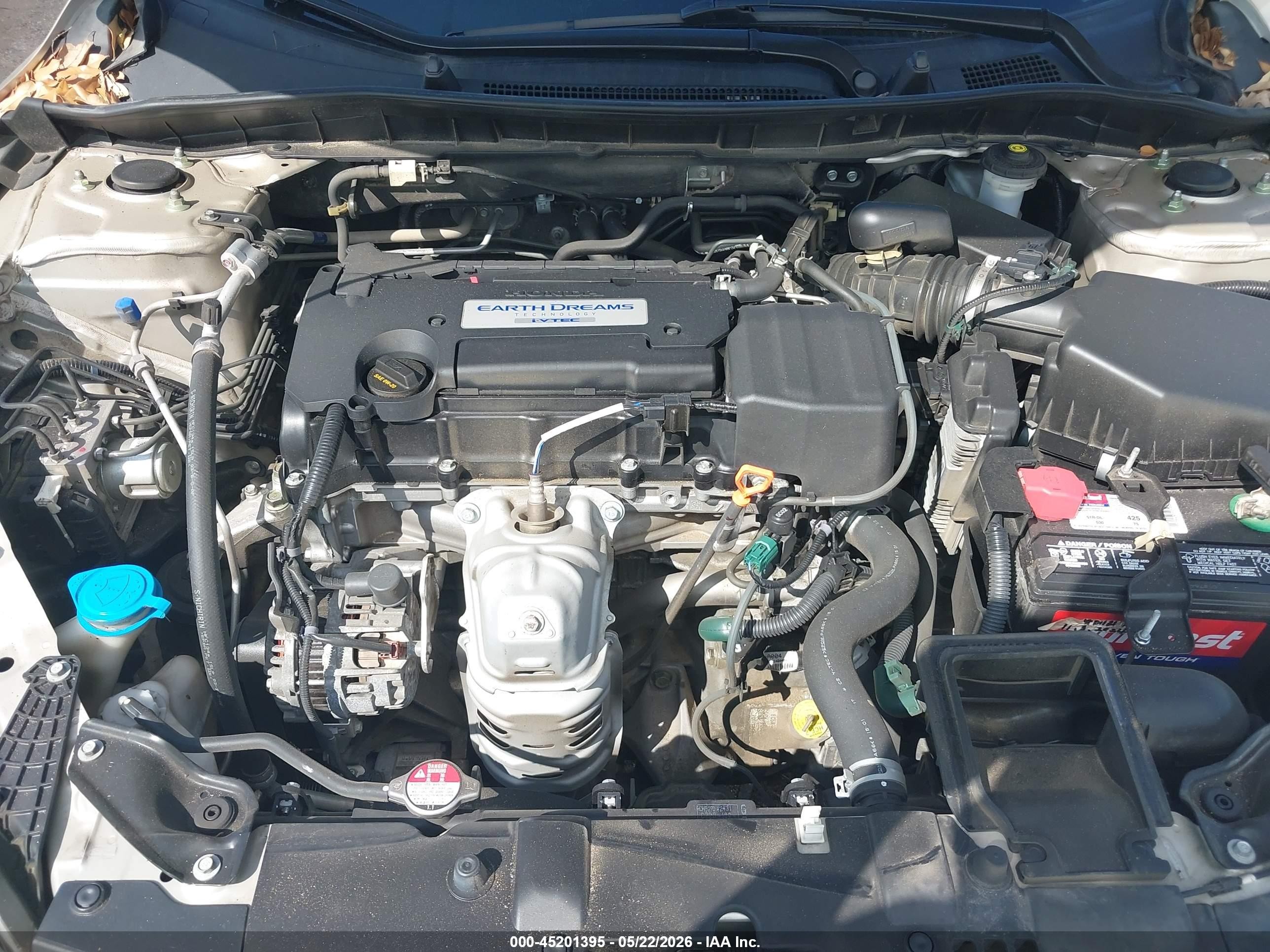 2015 Honda Accord Lx Серебряный vin: 1HGCR2F35FA205043
