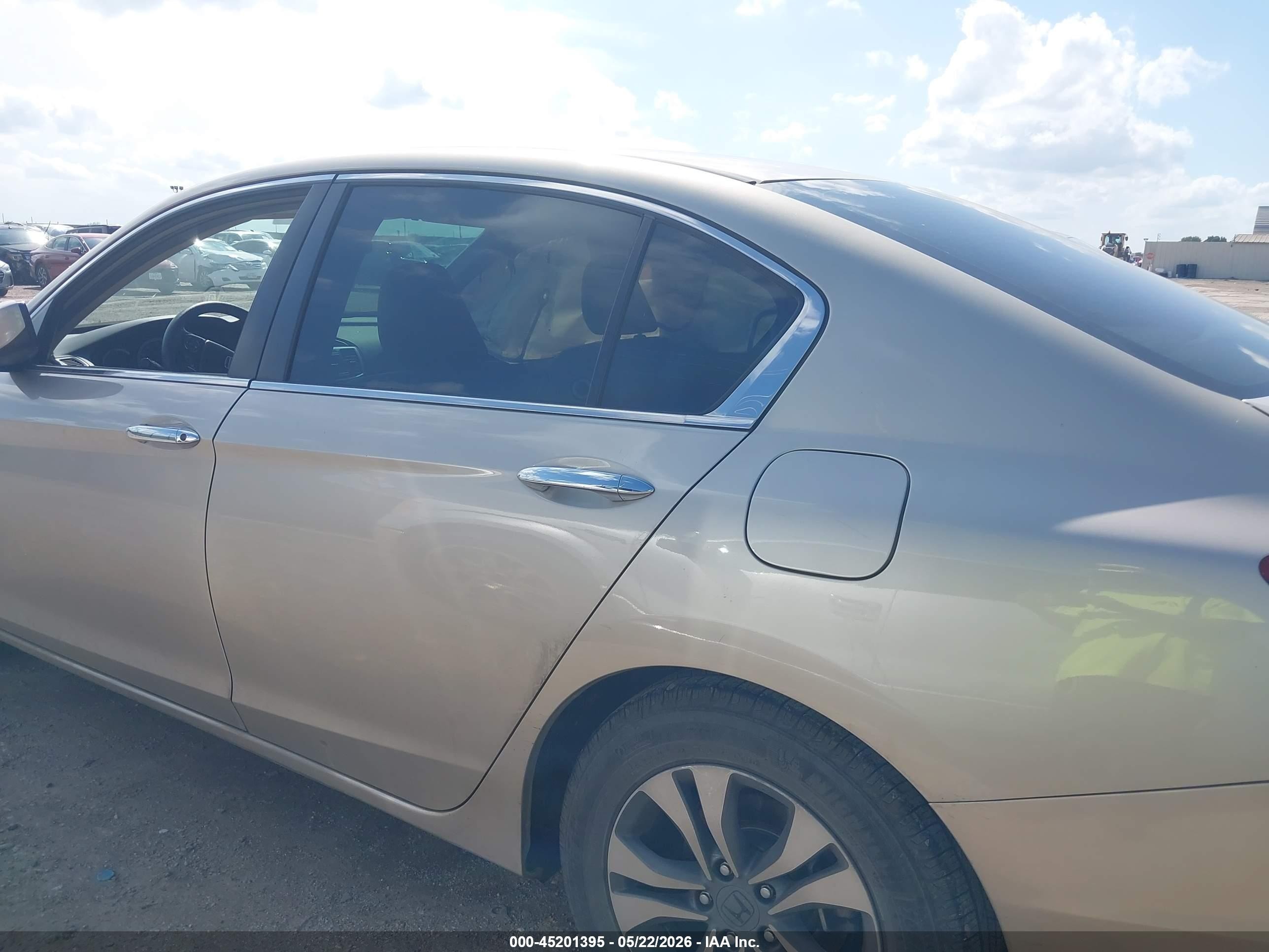 2015 Honda Accord Lx Серебряный vin: 1HGCR2F35FA205043