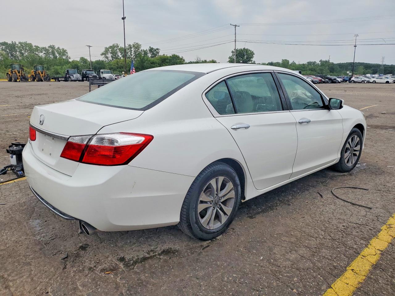 2015 Honda Accord Lx White vin: 1HGCR2F35FA211747