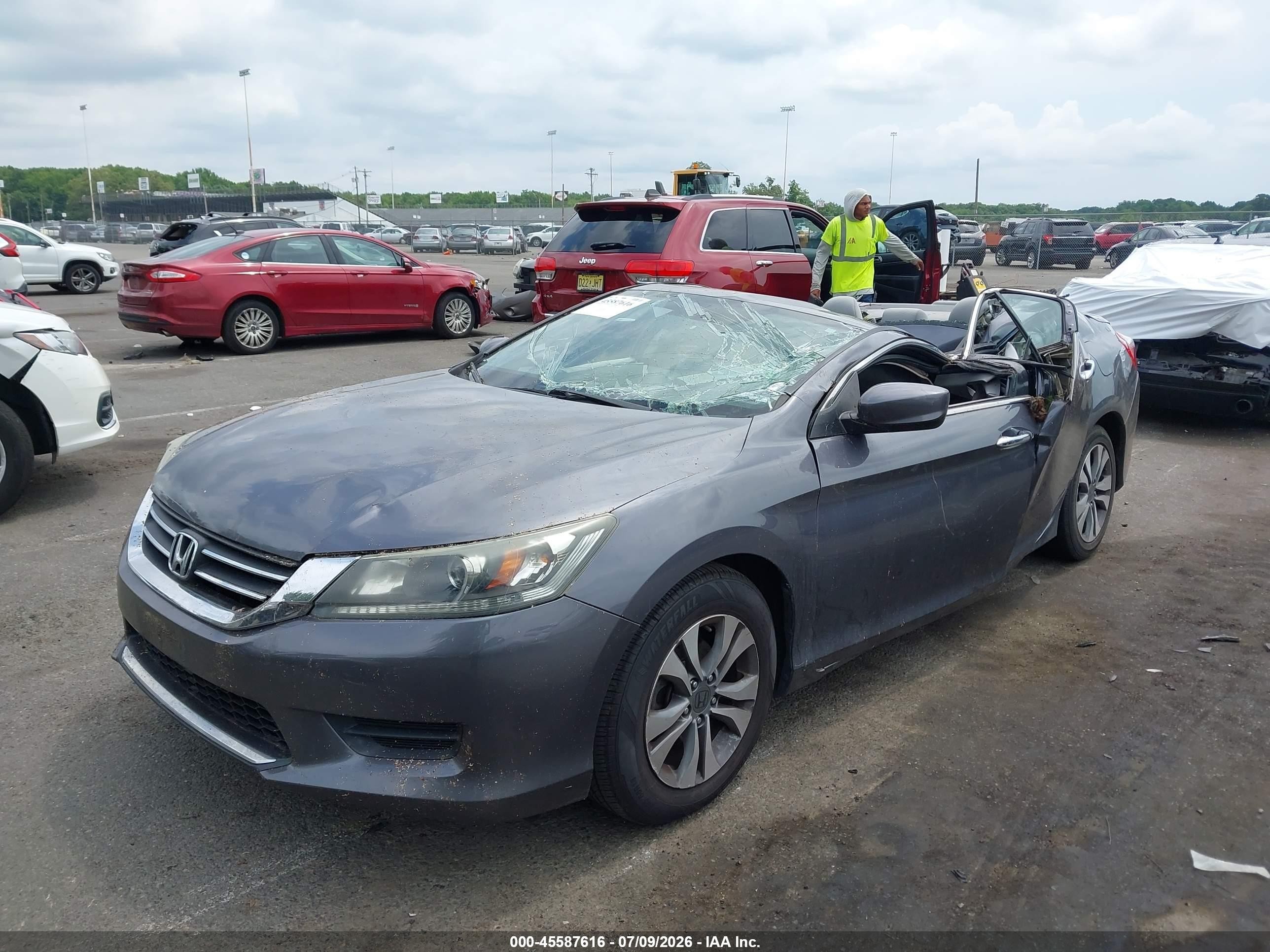 2015 Honda Accord Lx Серый vin: 1HGCR2F35FA262827