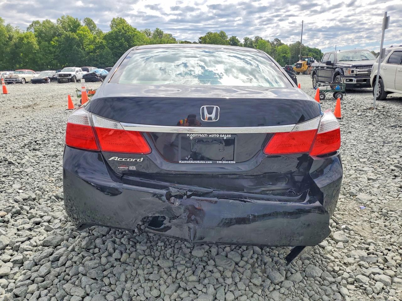 2015 Hond Accord Black vin: 1HGCR2F35FA265677