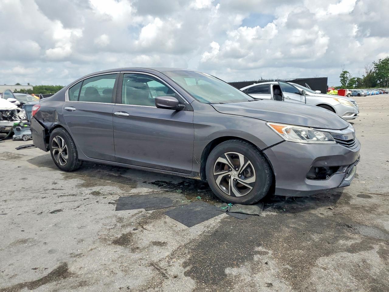 2017 Honda Accord Lx Gray vin: 1HGCR2F35HA248185