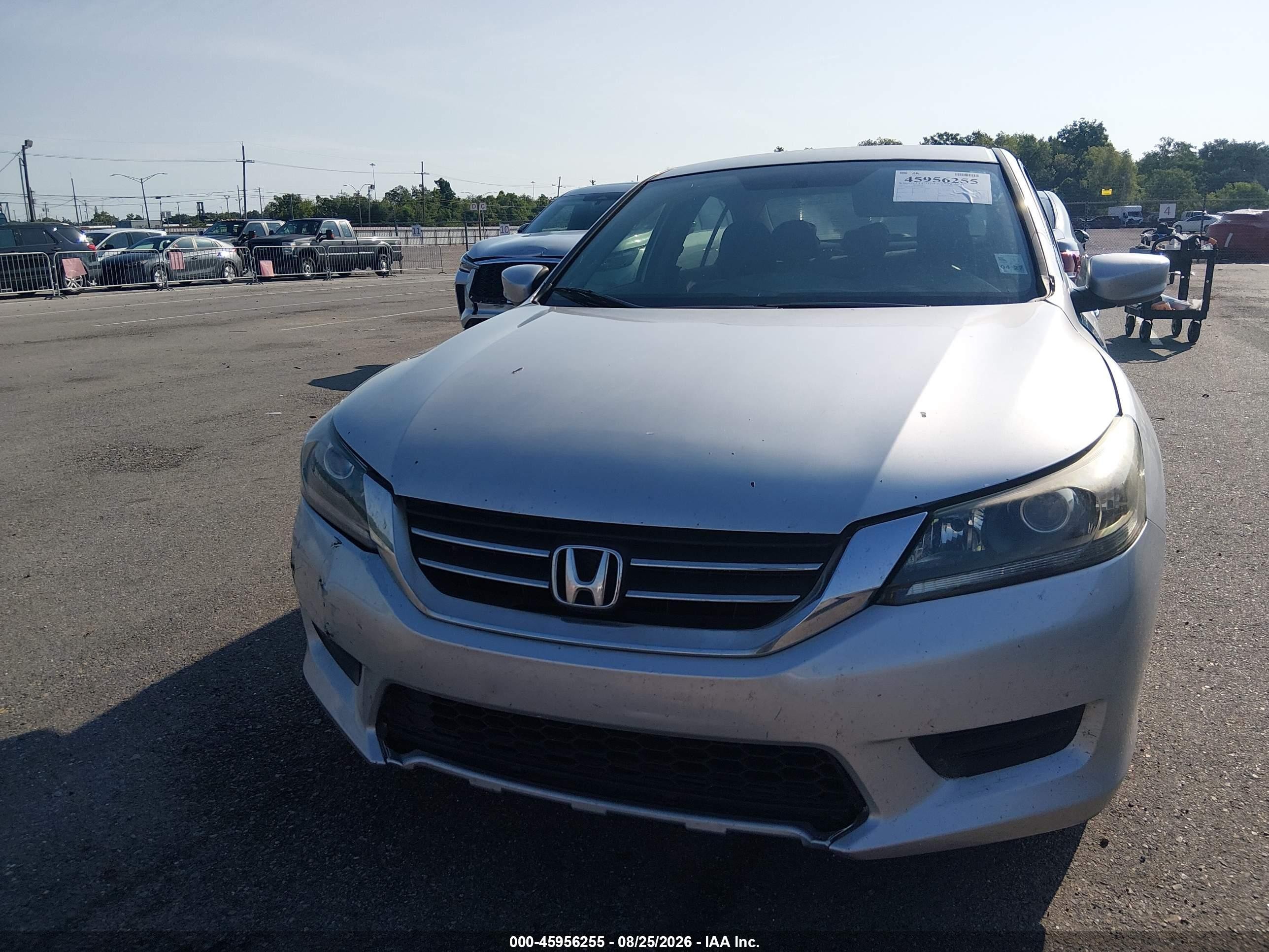 2013 Honda Accord Lx Серебряный vin: 1HGCR2F36DA015085