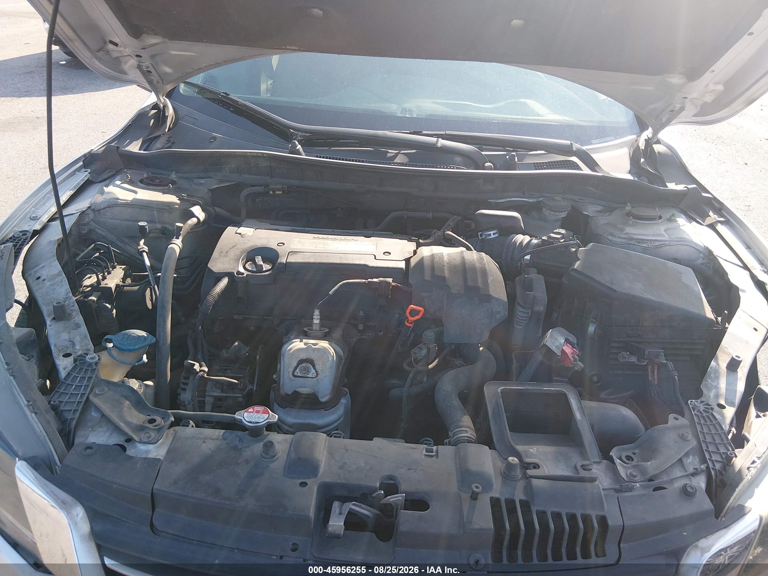 2013 Honda Accord Lx Серебряный vin: 1HGCR2F36DA015085