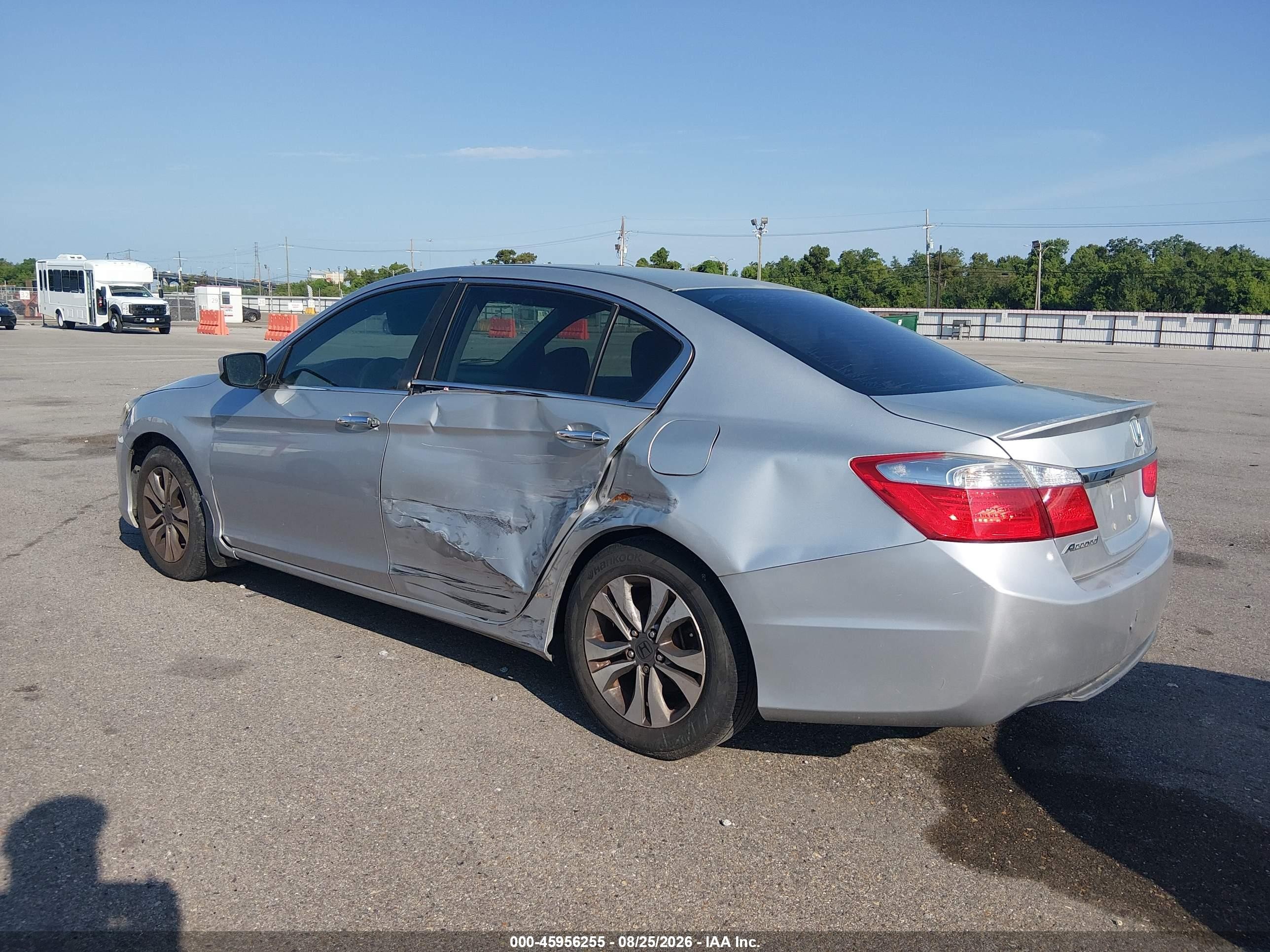2013 Honda Accord Lx Серебряный vin: 1HGCR2F36DA015085