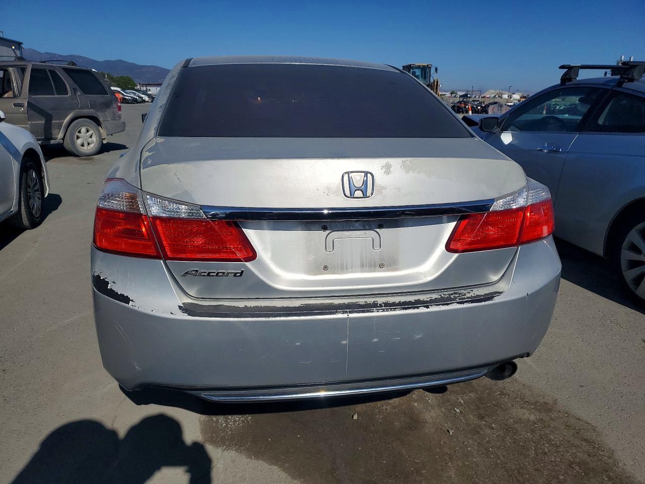 2013 Honda Accord Lx Silver vin: 1HGCR2F36DA049365