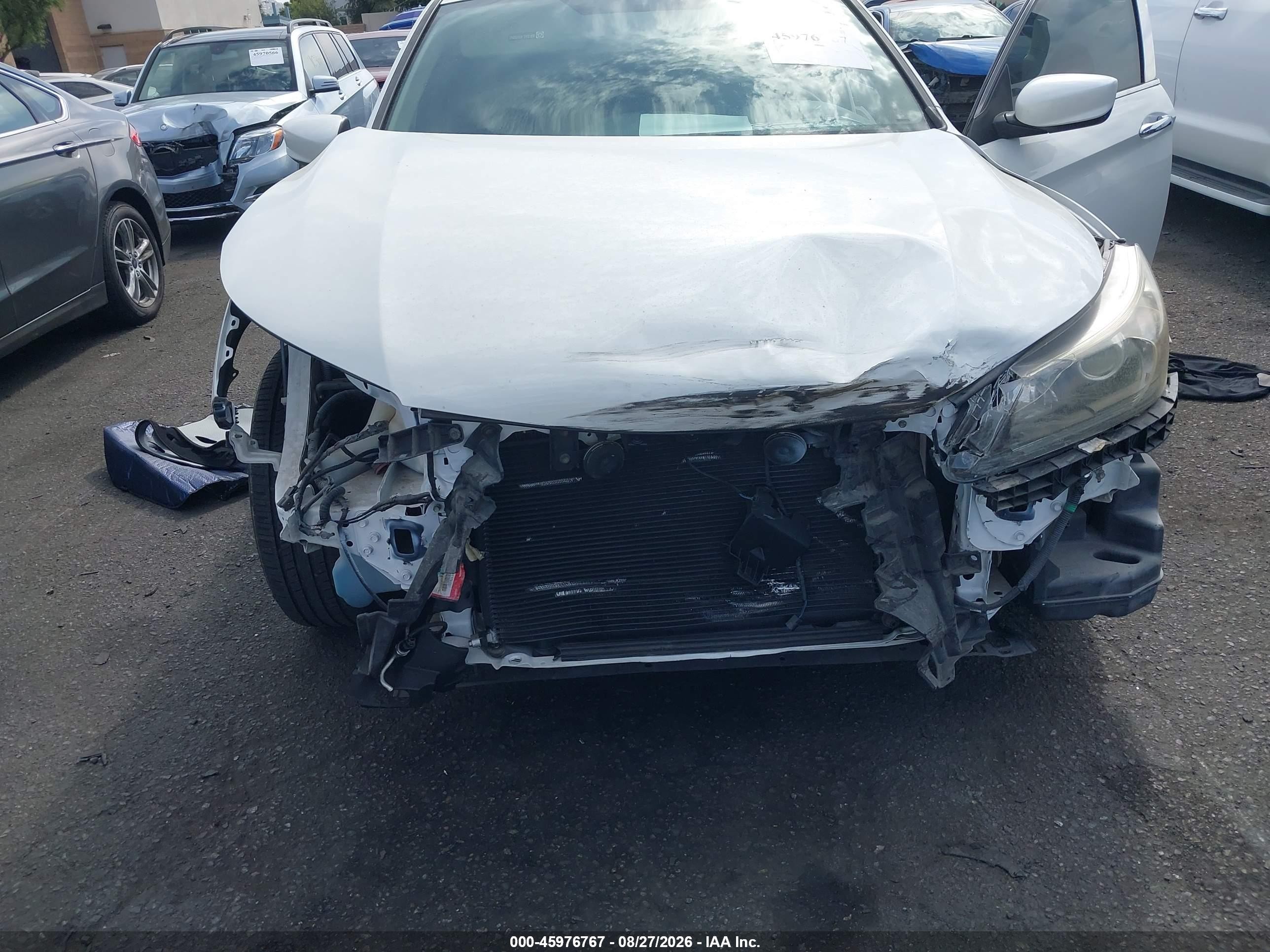 2013 Honda Accord Lx Белый vin: 1HGCR2F36DA081345