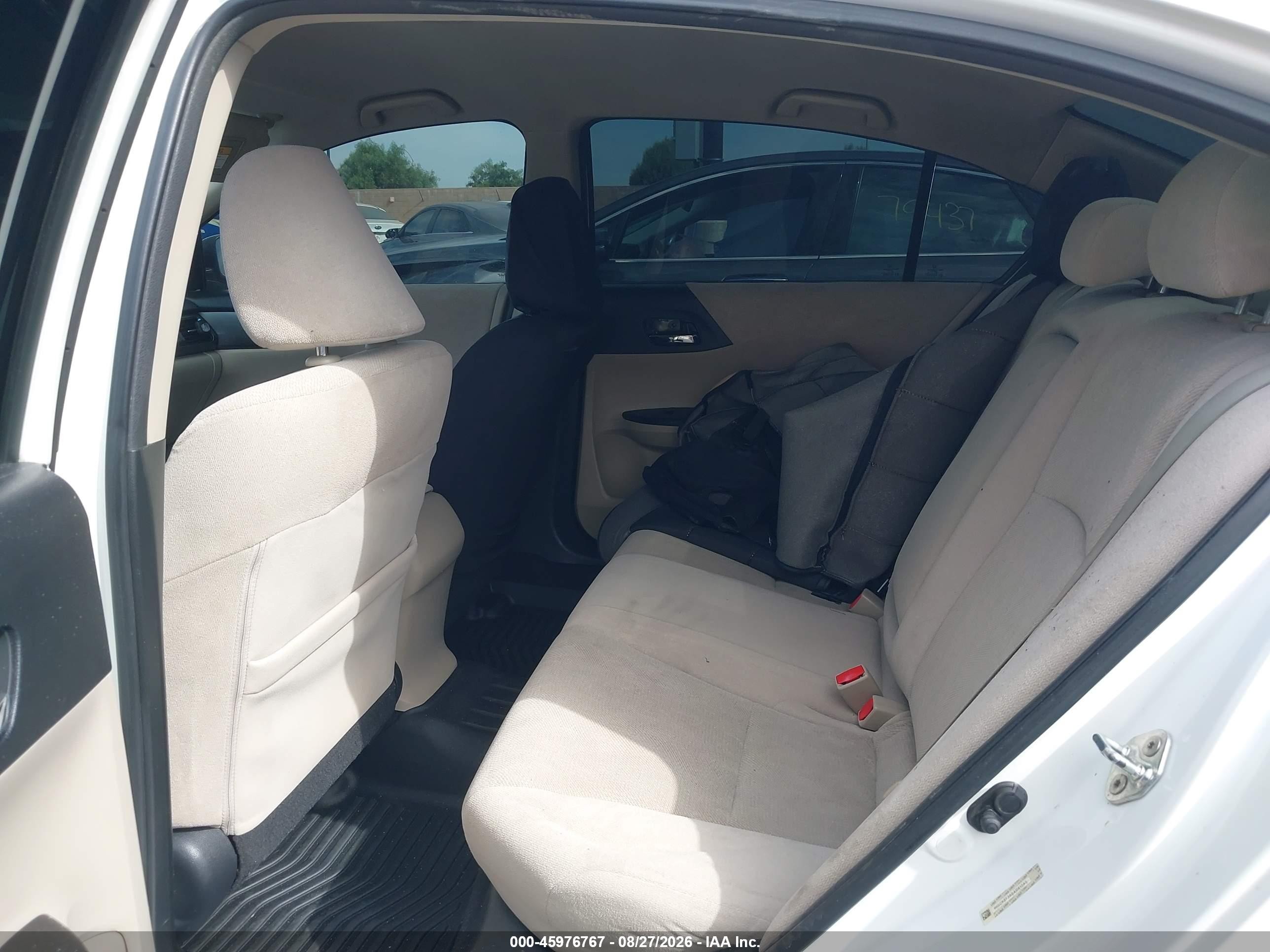 2013 Honda Accord Lx Белый vin: 1HGCR2F36DA081345