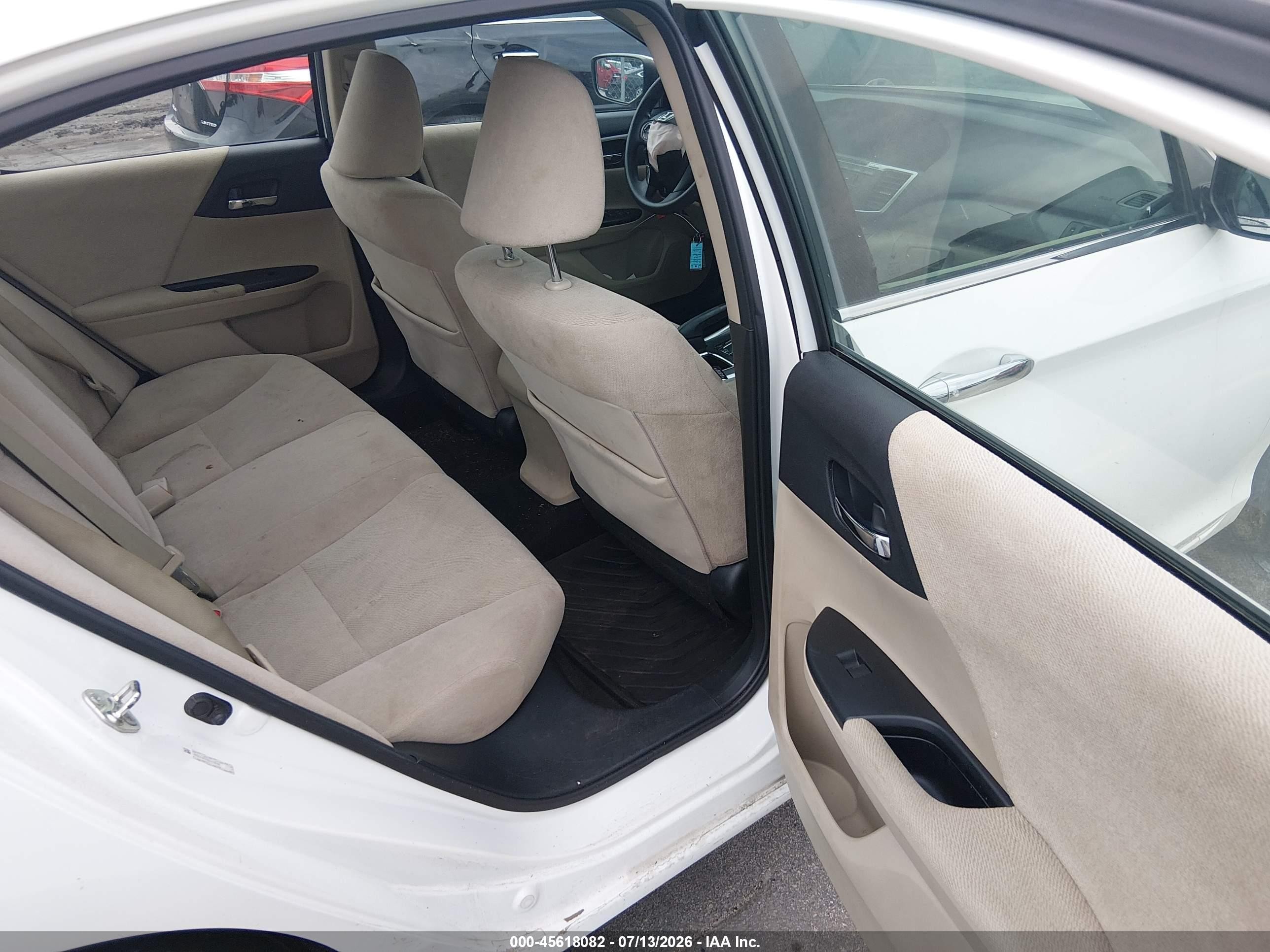 2013 Honda Accord Lx White vin: 1HGCR2F36DA112125
