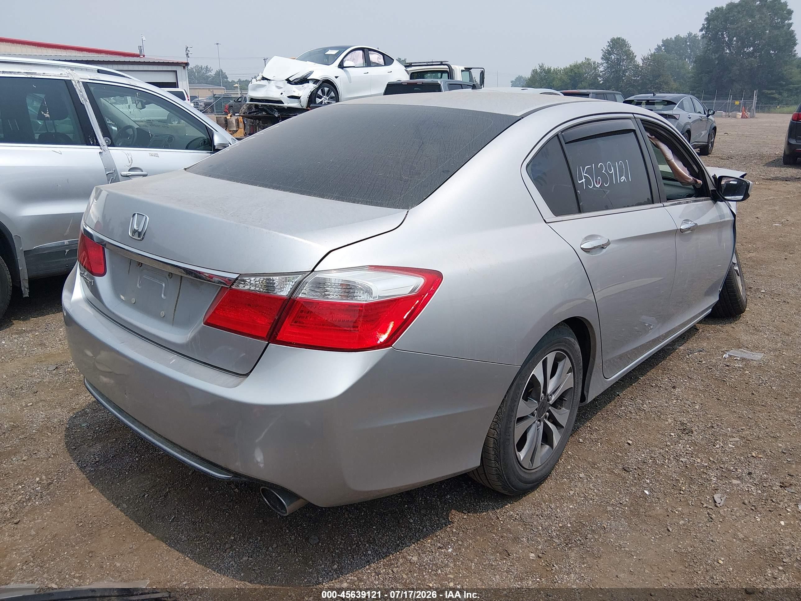 2013 Honda Accord Lx Silver vin: 1HGCR2F36DA118278