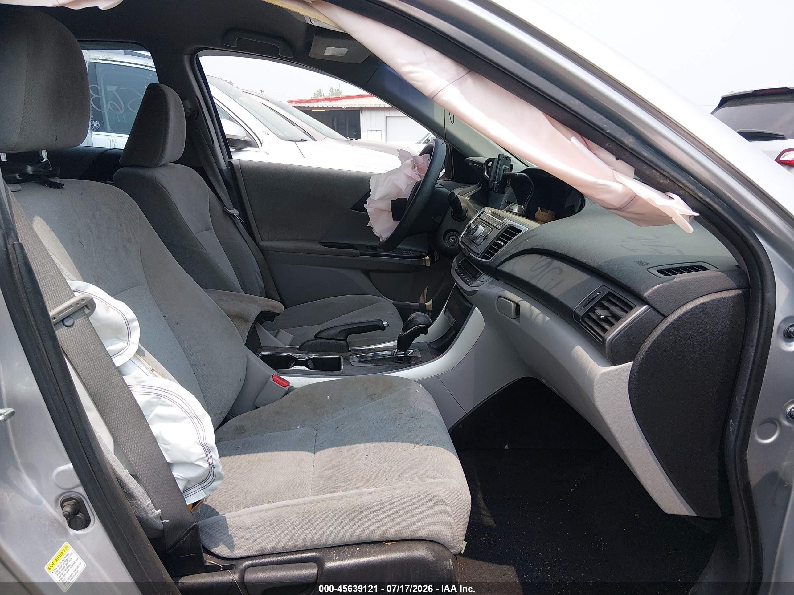 2013 Honda Accord Lx Silver vin: 1HGCR2F36DA118278