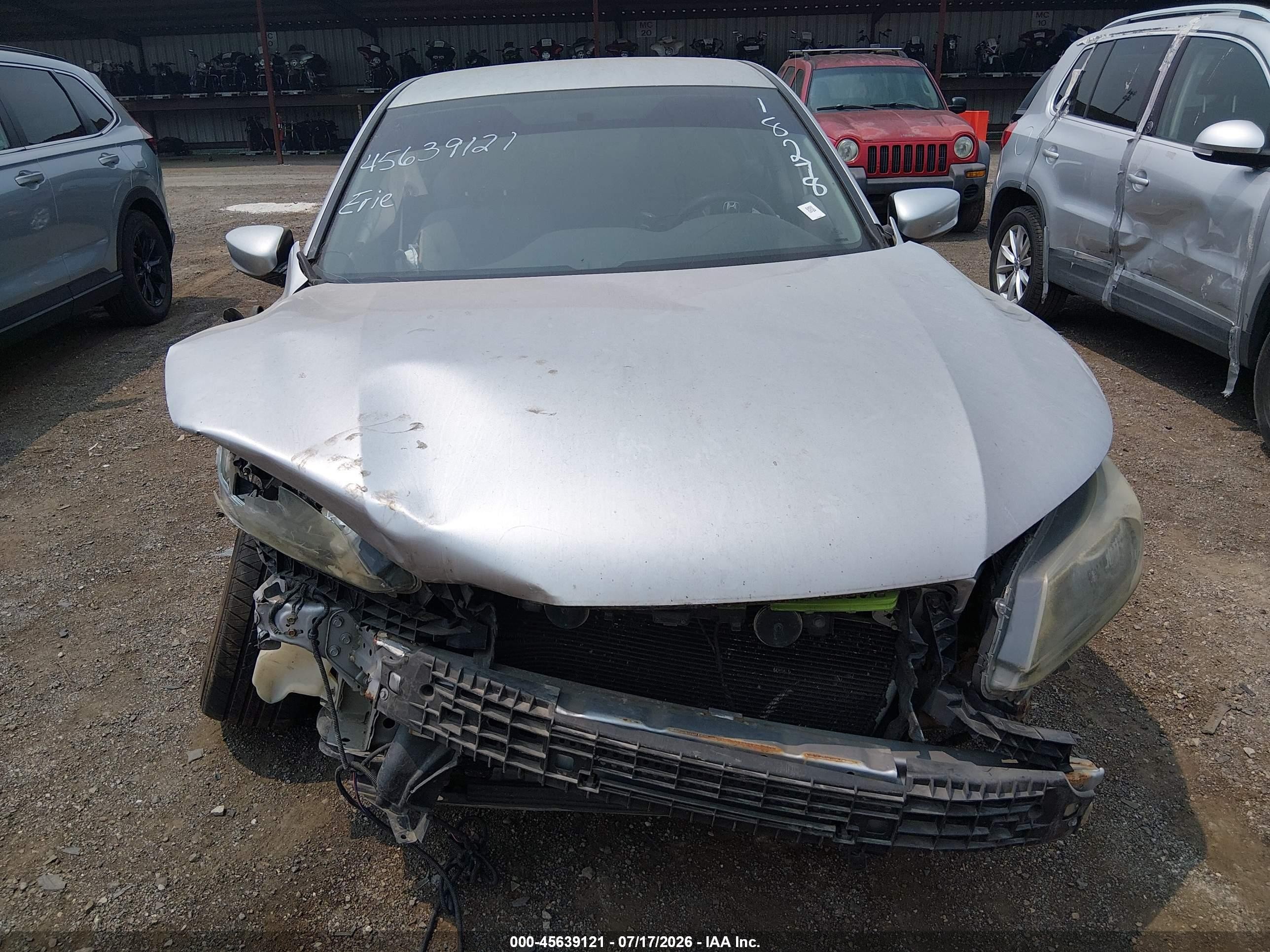 2013 Honda Accord Lx Silver vin: 1HGCR2F36DA118278