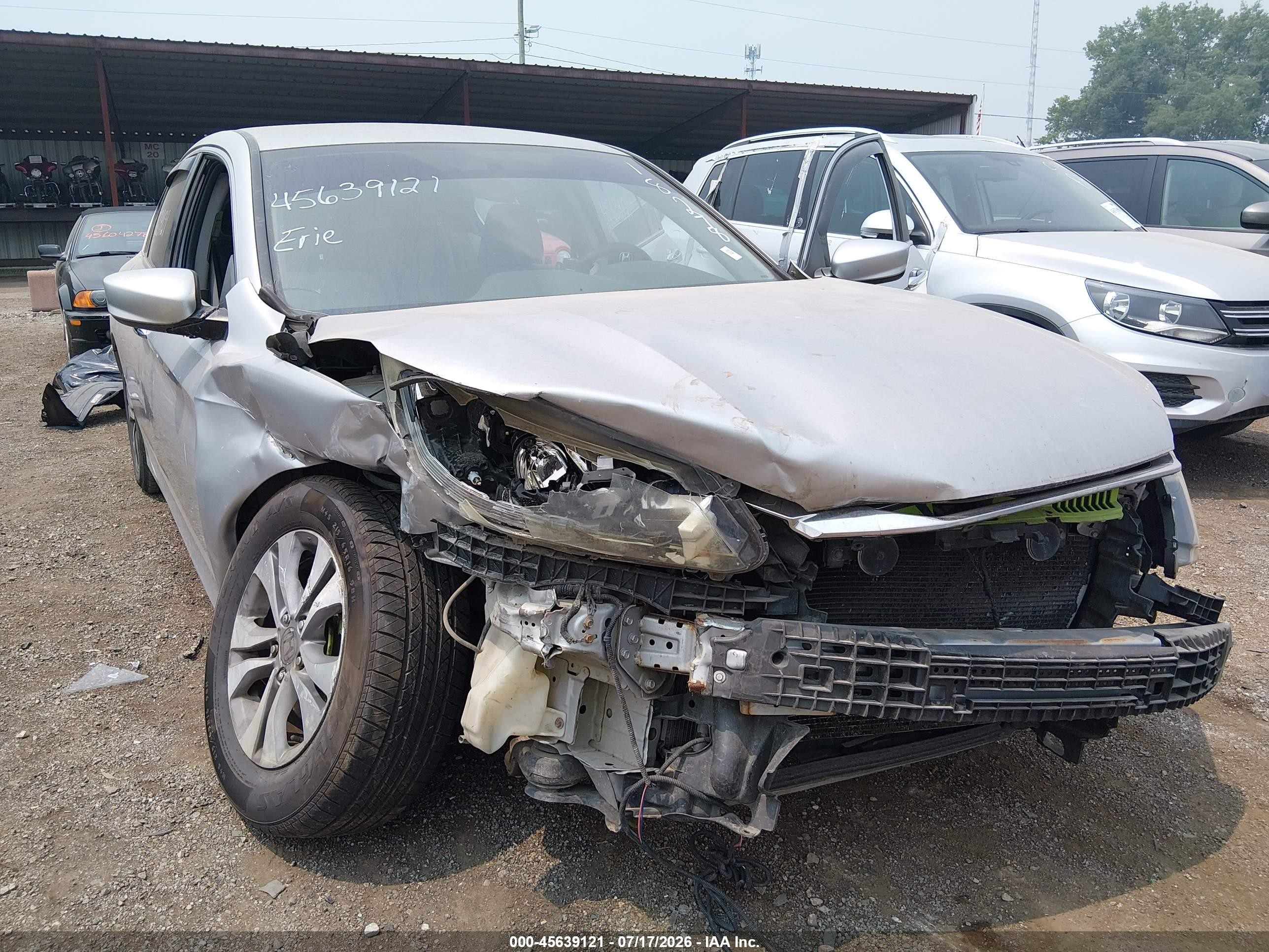 2013 Honda Accord Lx Silver vin: 1HGCR2F36DA118278
