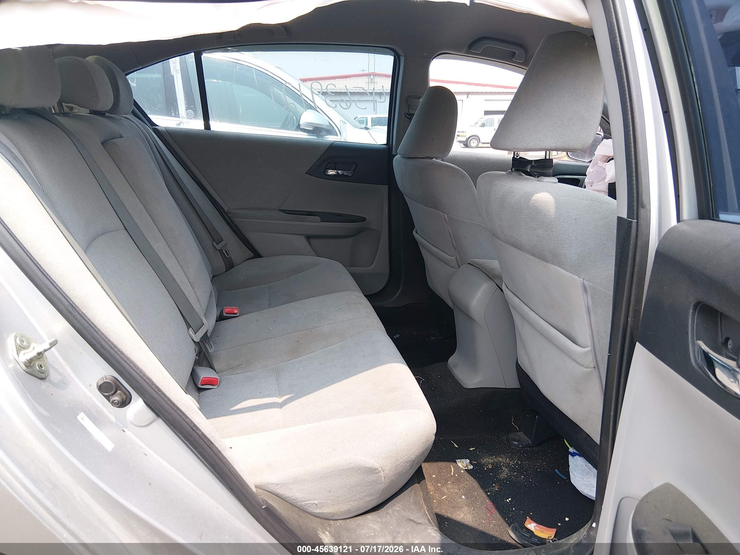 2013 Honda Accord Lx Silver vin: 1HGCR2F36DA118278