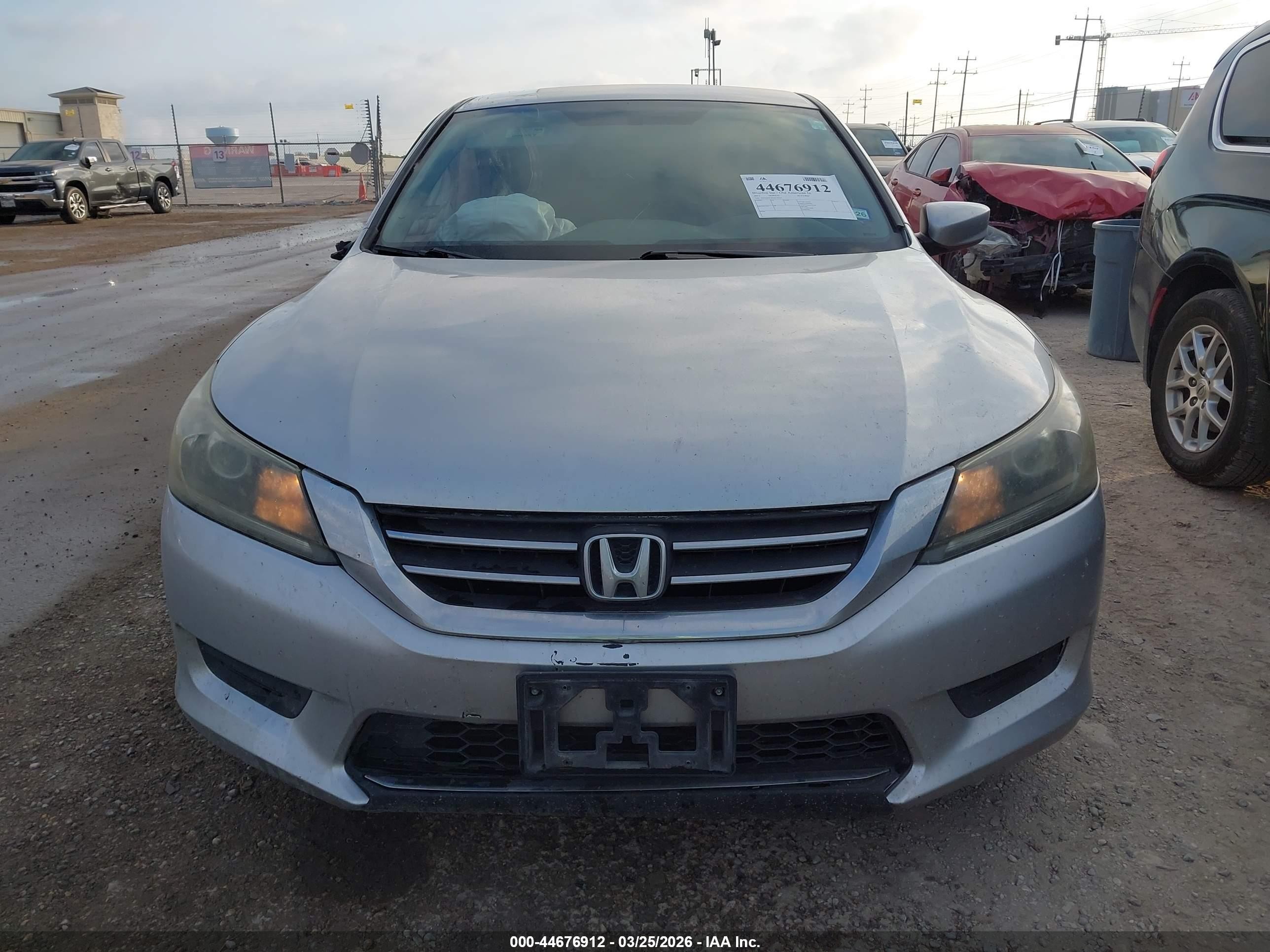2013 Honda Accord Lx Silver vin: 1HGCR2F36DA170557