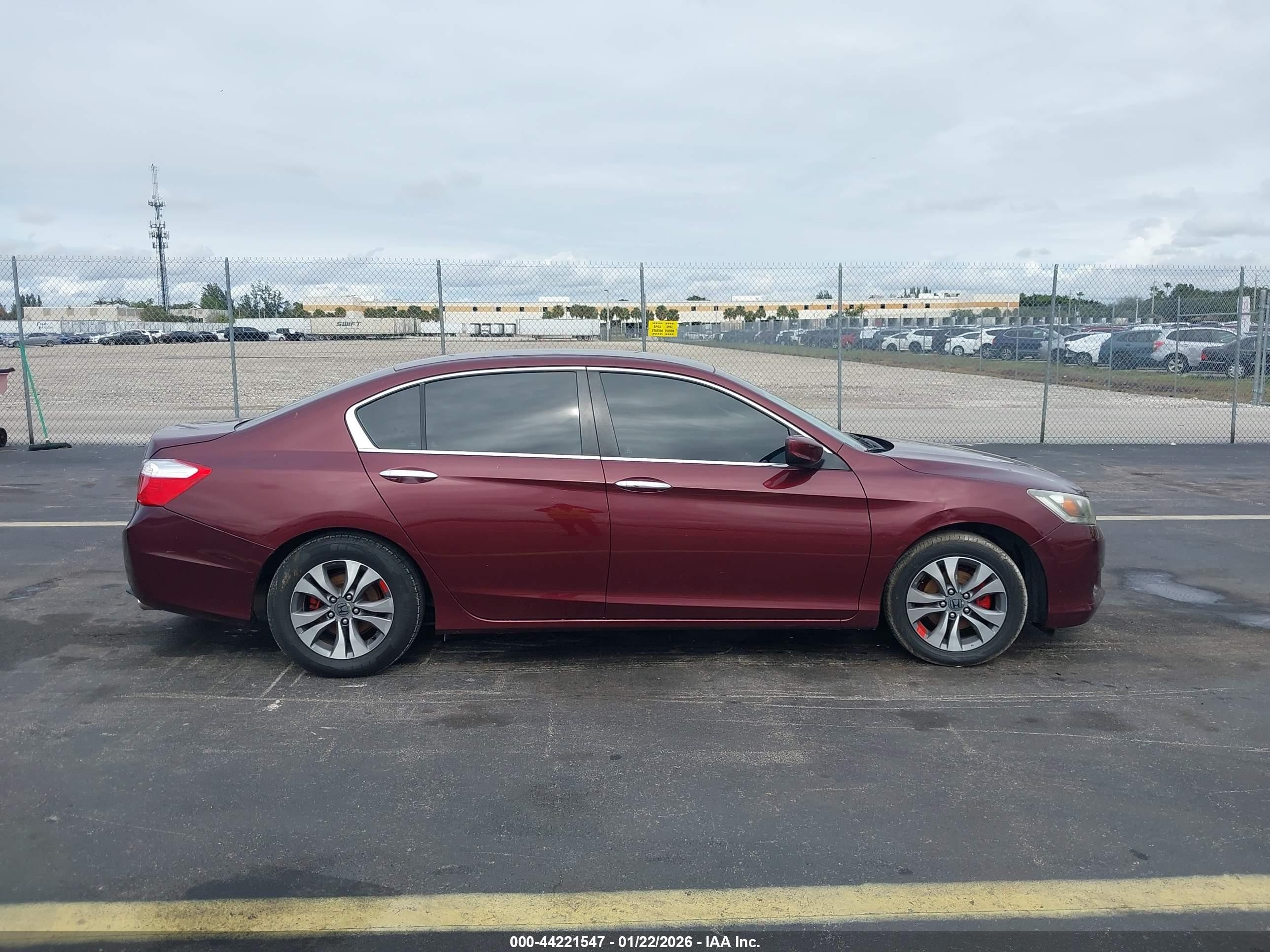 2013 Honda Accord Lx Burgundy vin: 1HGCR2F36DA211656