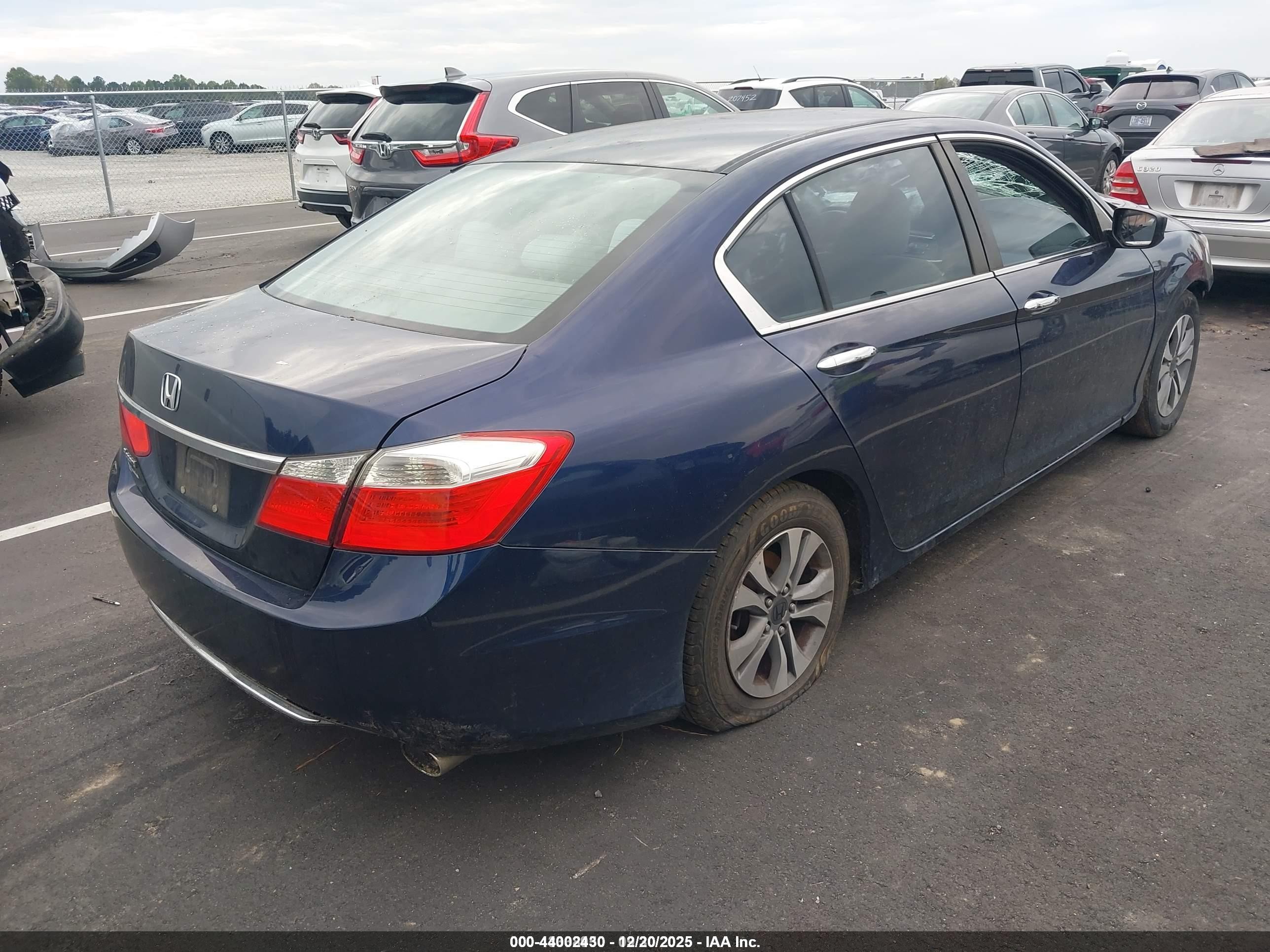 2013 Honda Accord Lx Blue vin: 1HGCR2F36DA248612
