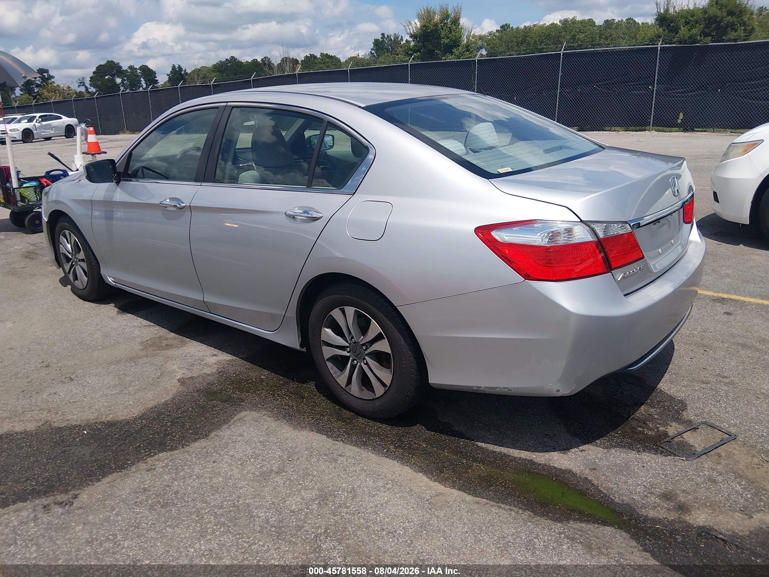 2013 Honda Accord Lx Серебряный vin: 1HGCR2F36DA263000