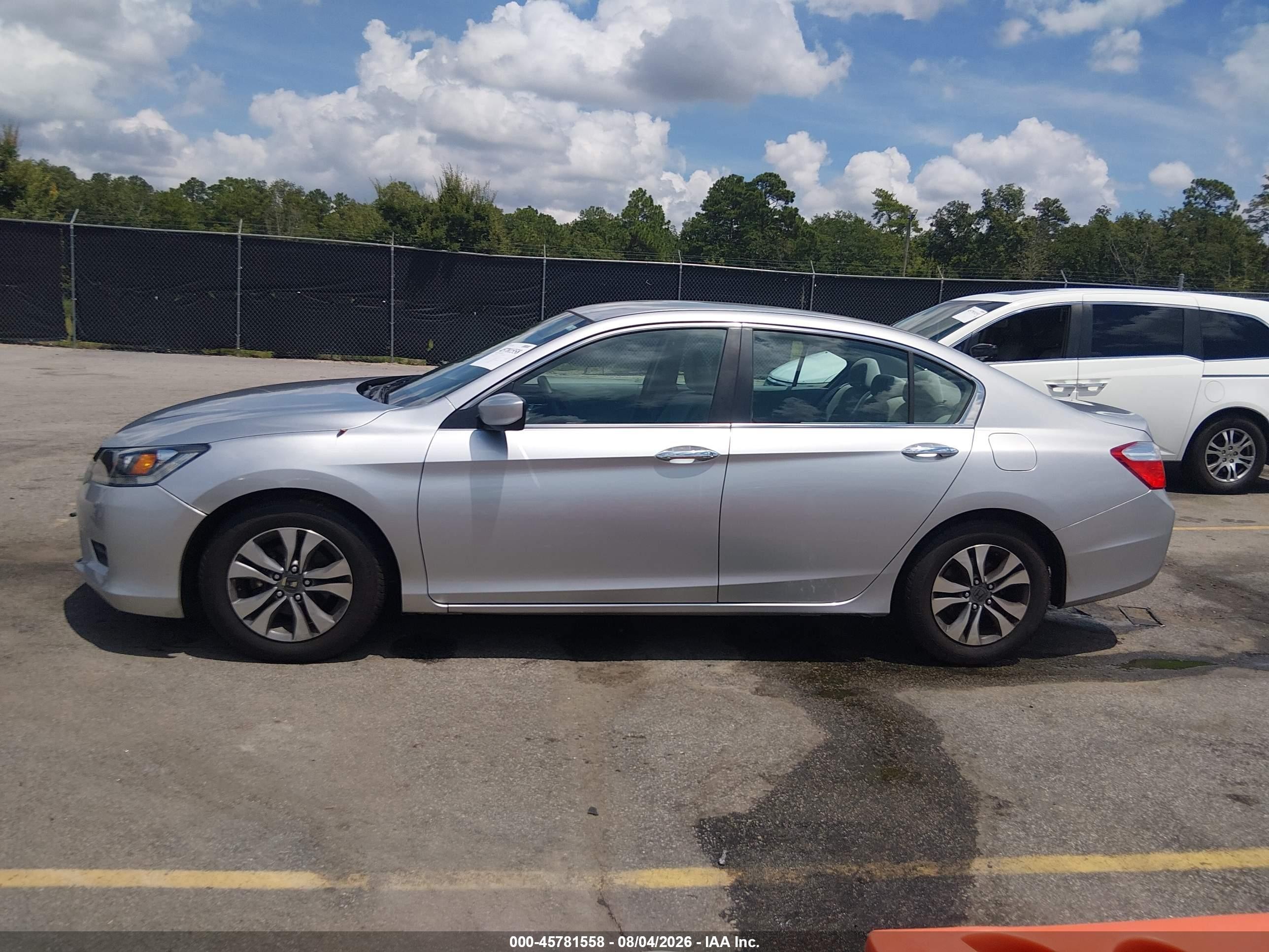 2013 Honda Accord Lx Серебряный vin: 1HGCR2F36DA263000