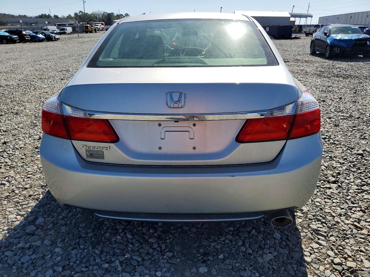 2014 Honda Accord Lx Silver vin: 1HGCR2F36EA005173