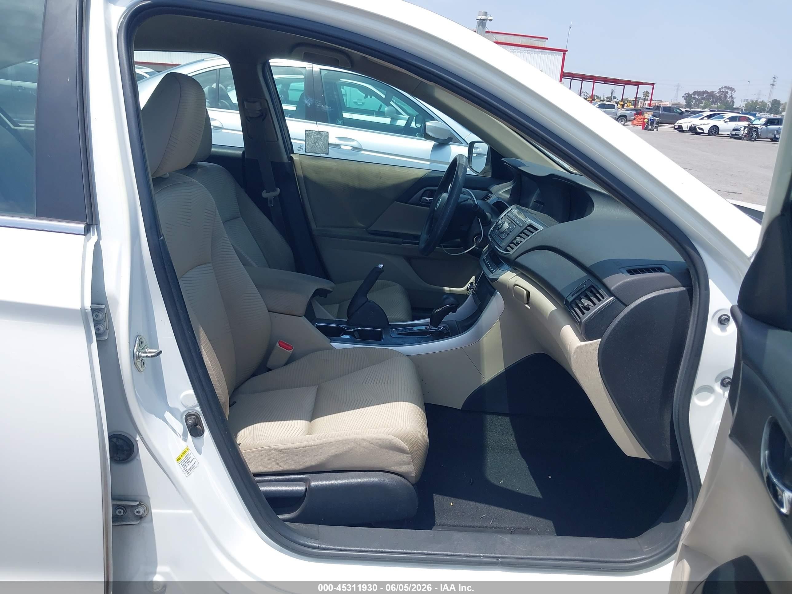 2014 Honda Accord Lx White vin: 1HGCR2F36EA075014
