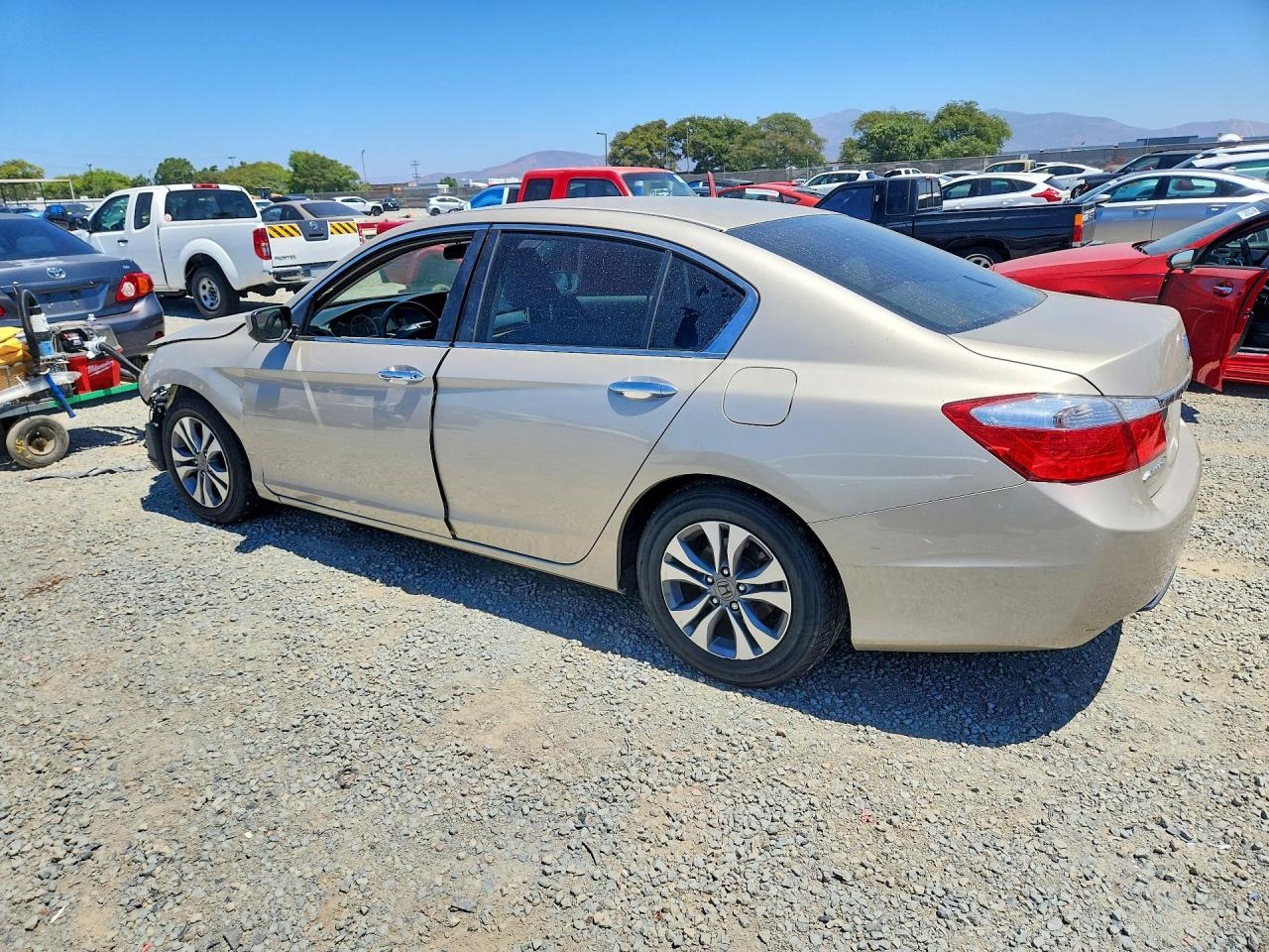2015 Honda Accord Lx Gold vin: 1HGCR2F36FA043875