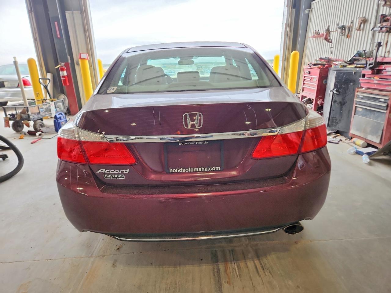 2015 Honda Accord Lx Maroon vin: 1HGCR2F36FA055301