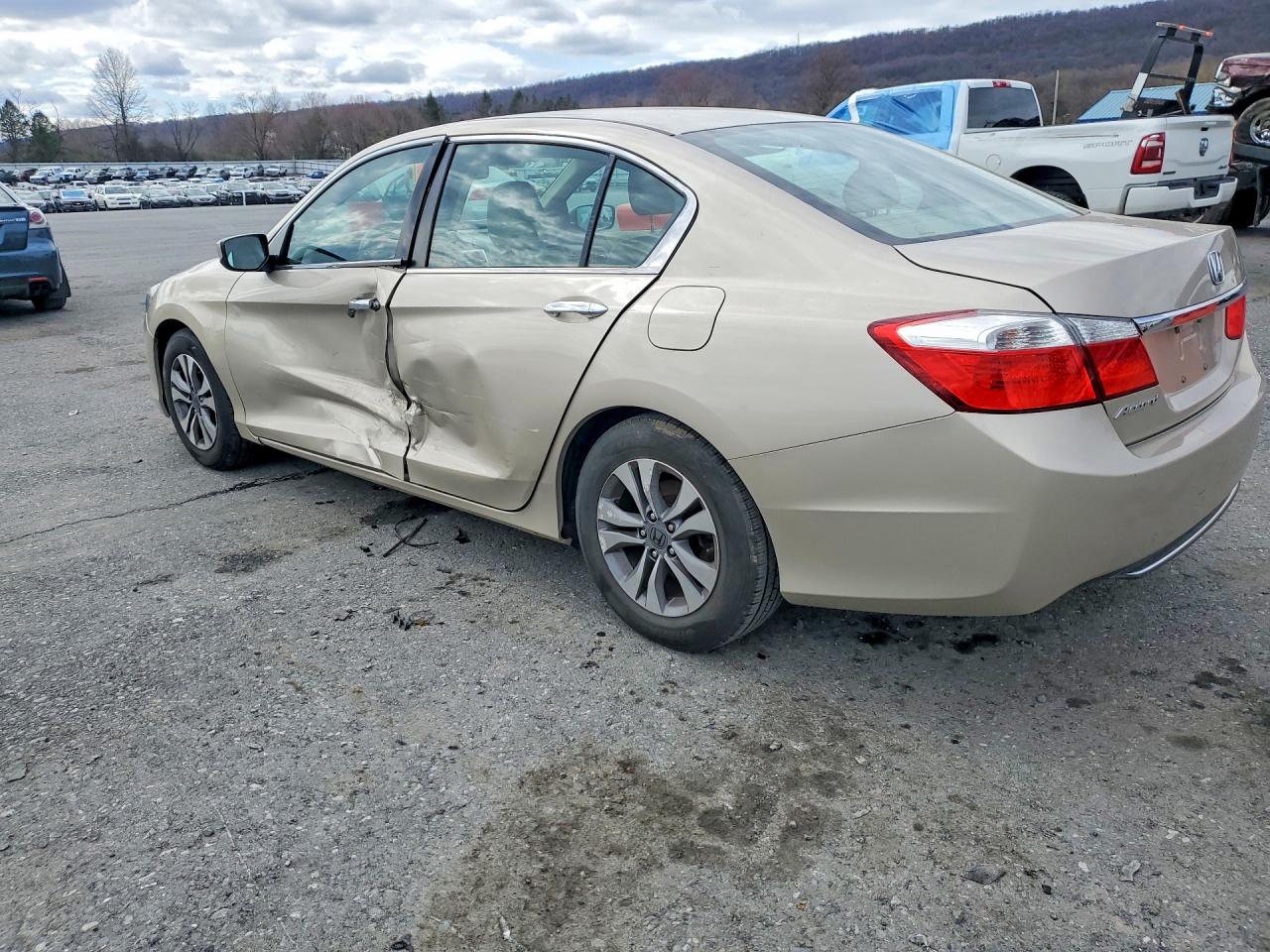 2015 Honda Accord Lx Silver vin: 1HGCR2F36FA090825