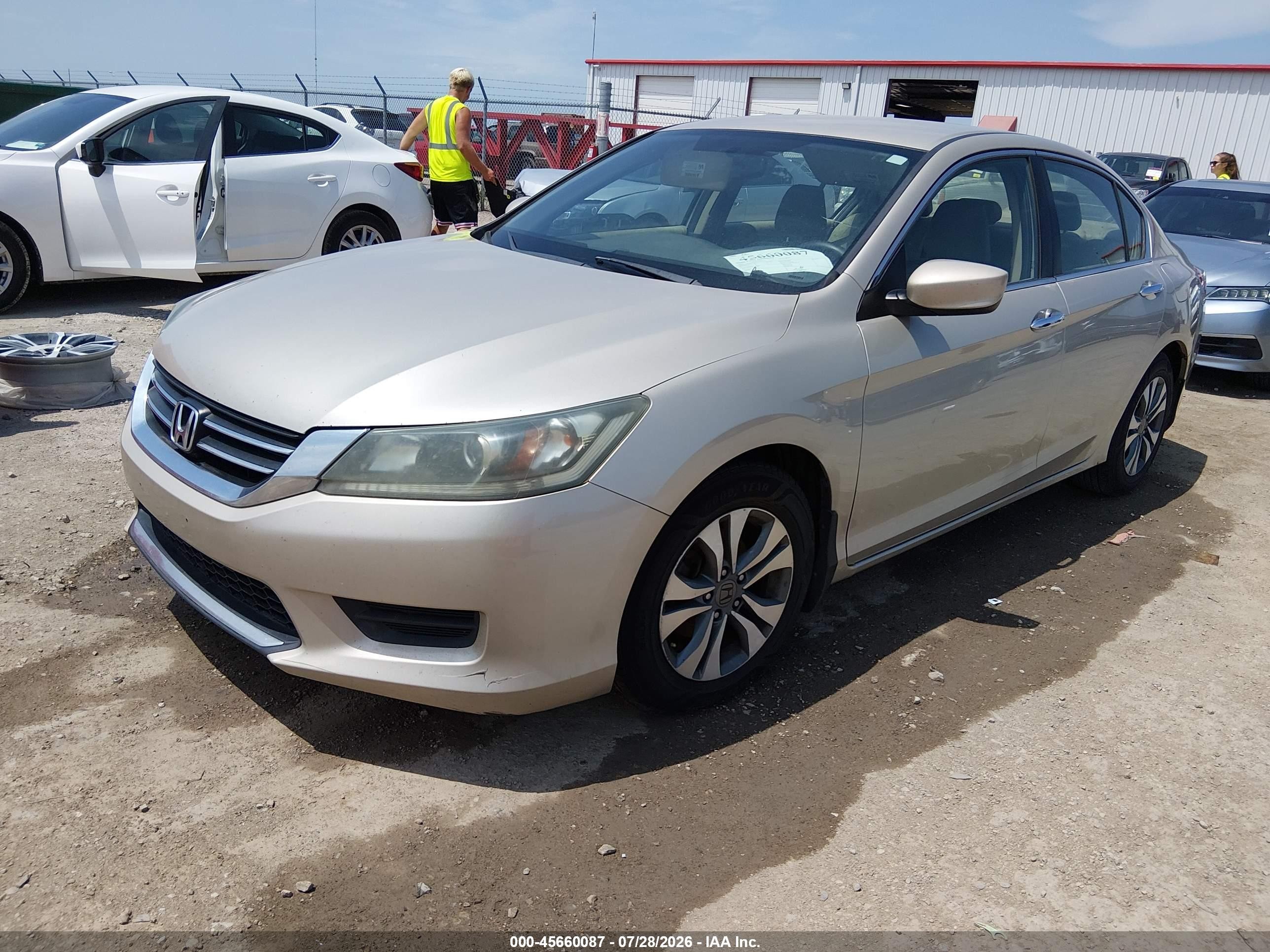 2015 Honda Accord Lx Tan vin: 1HGCR2F36FA140557