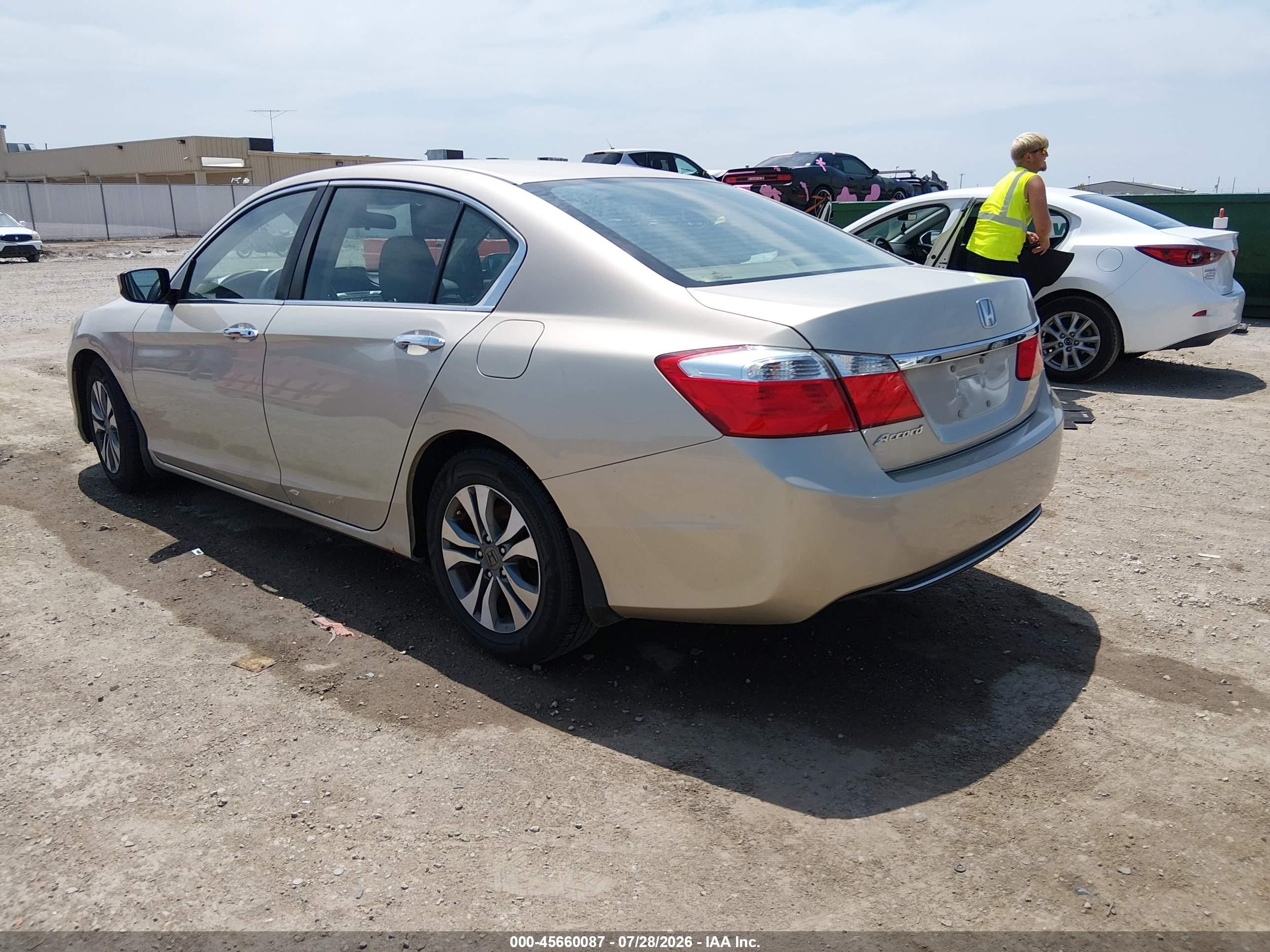 2015 Honda Accord Lx Tan vin: 1HGCR2F36FA140557