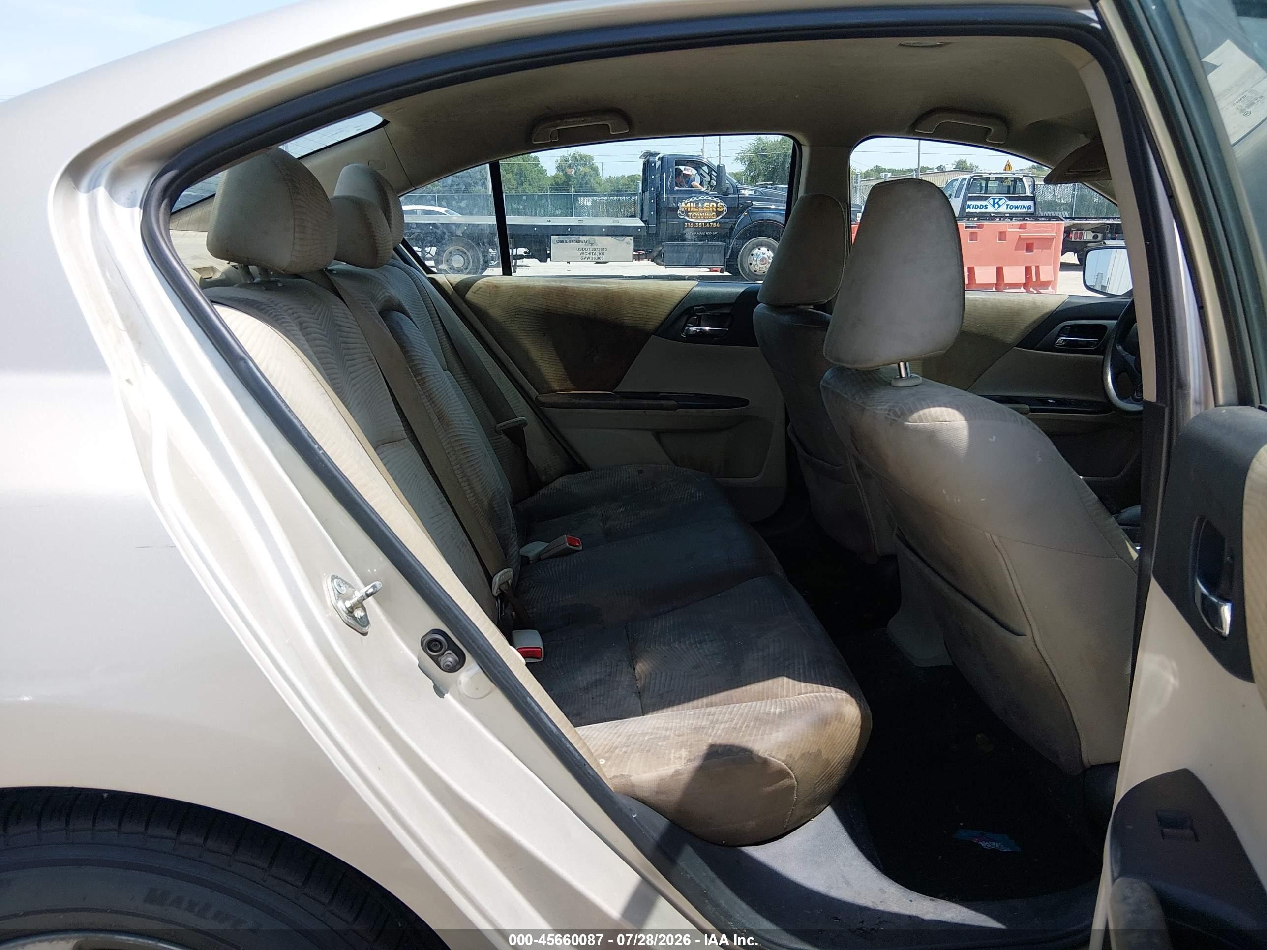 2015 Honda Accord Lx Tan vin: 1HGCR2F36FA140557