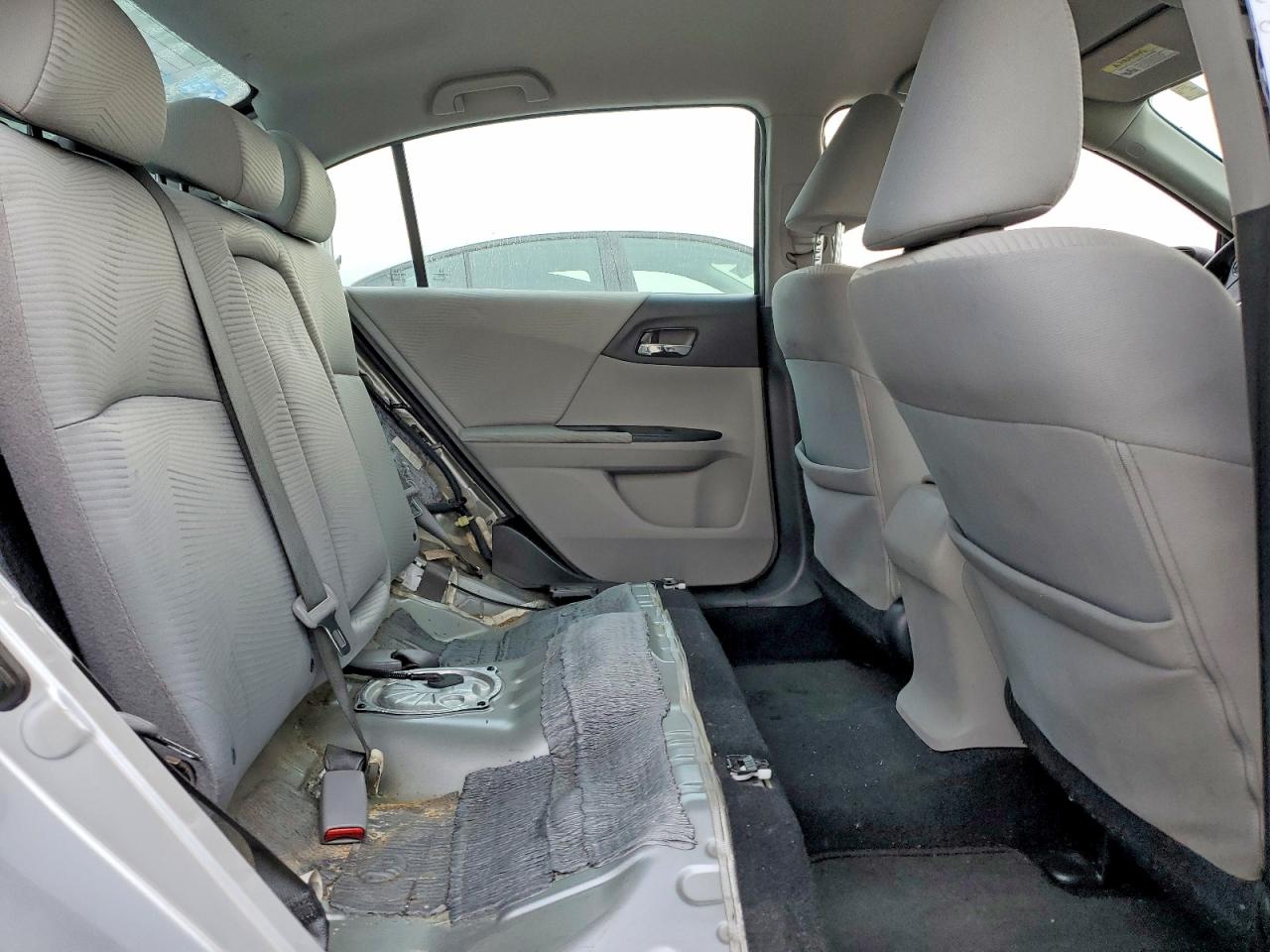2015 Honda Accord Lx Silver vin: 1HGCR2F36FA153518