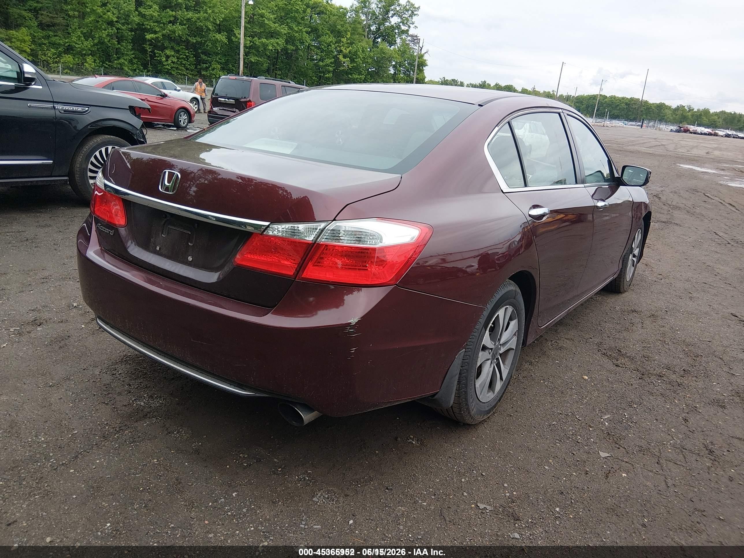 2015 Honda Accord Lx Burgundy vin: 1HGCR2F36FA156953