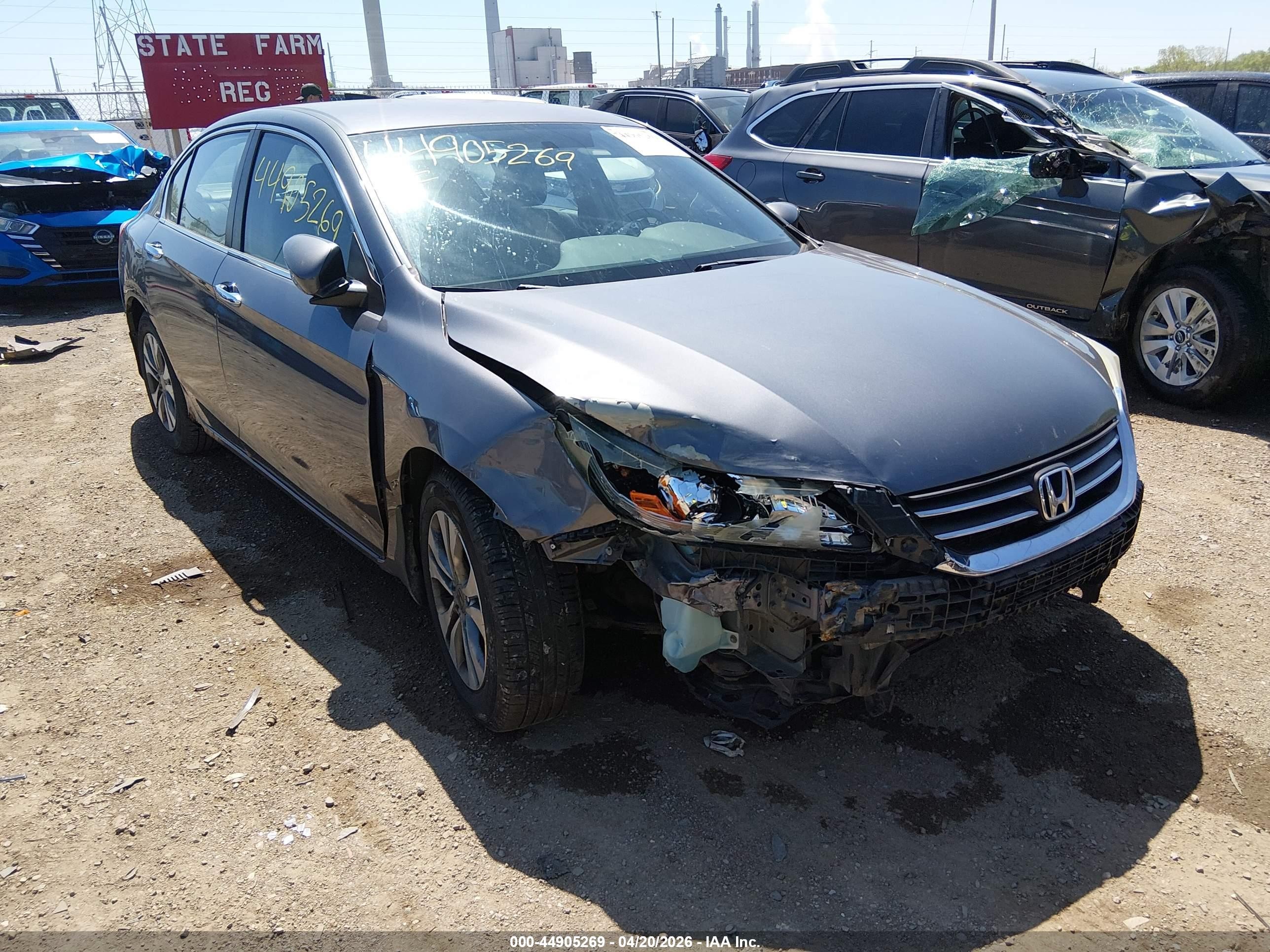 1HGCR2F36FA158881