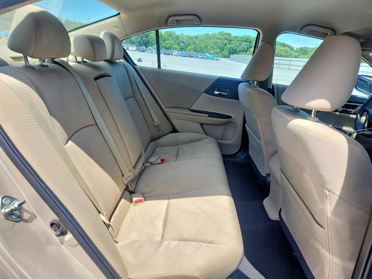 2015 Honda Accord Lx Beige vin: 1HGCR2F36FA169329