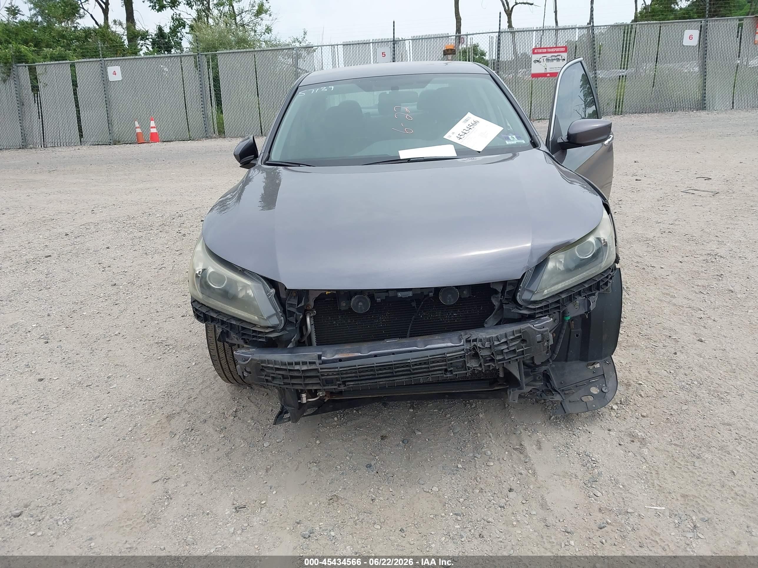 2015 Honda Accord Lx Серый vin: 1HGCR2F36FA186597