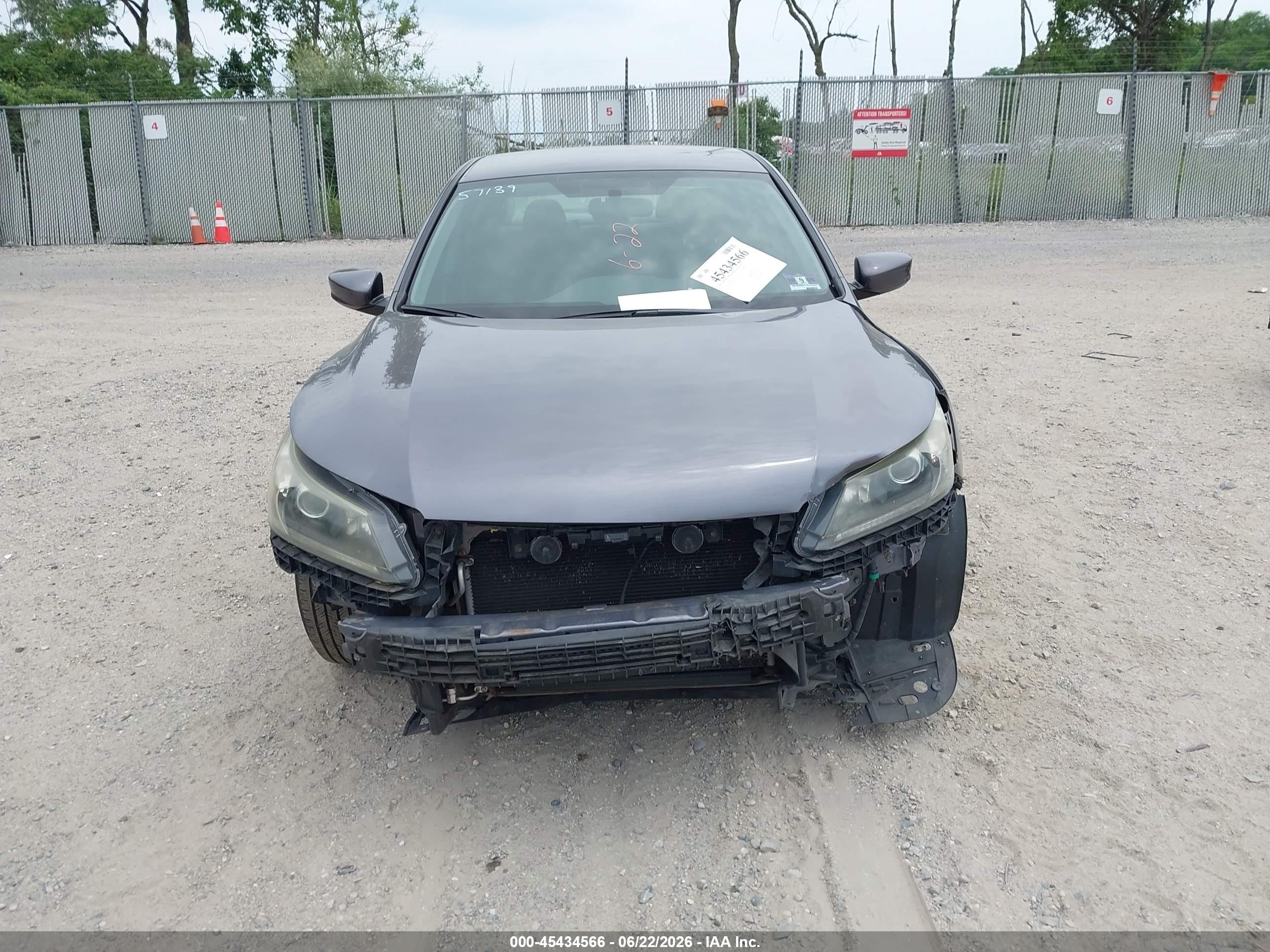 2015 Honda Accord Lx Серый vin: 1HGCR2F36FA186597