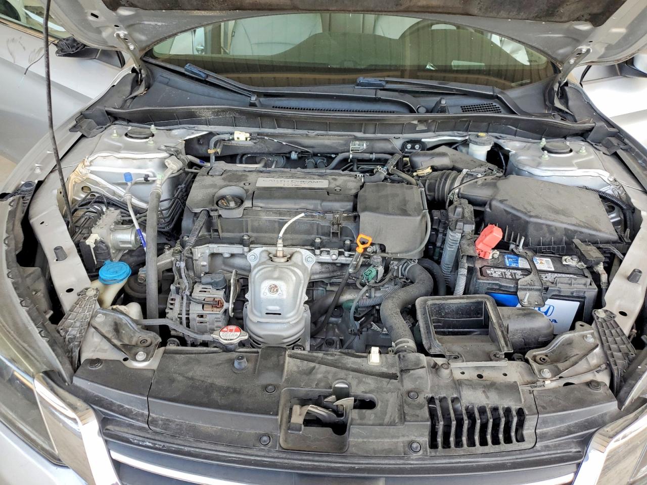2015 Honda Accord Lx Silver vin: 1HGCR2F36FA200756