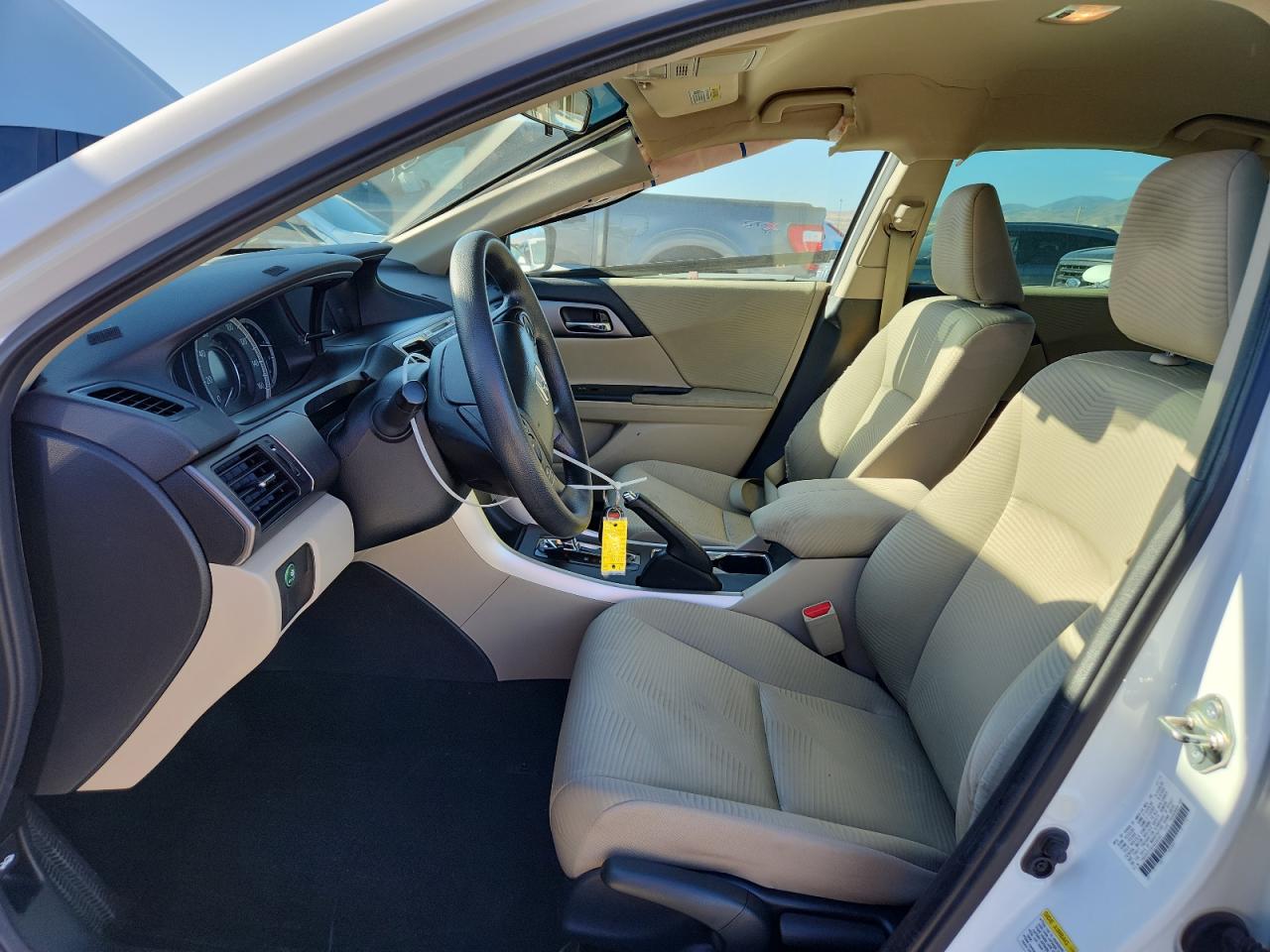 2015 Honda Accord Lx White vin: 1HGCR2F36FA248595